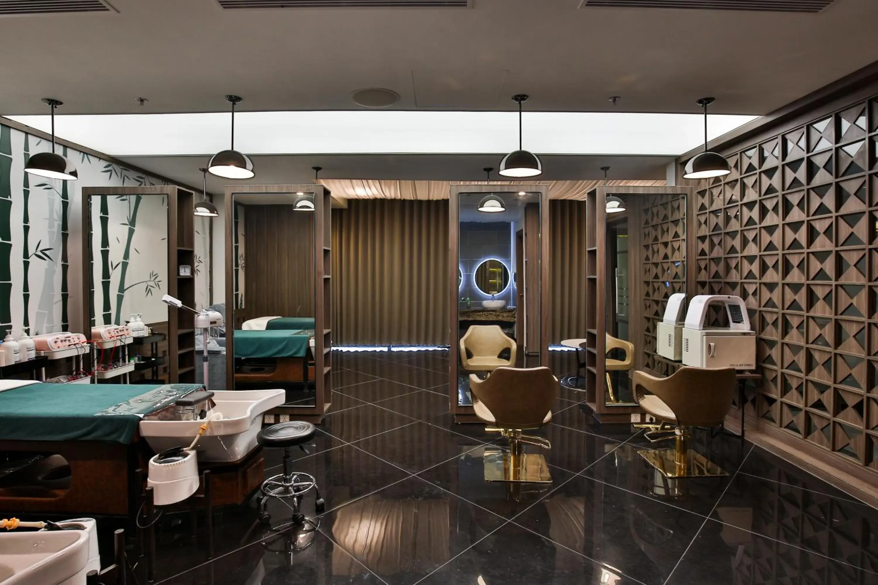 Spa and wellness centre/facilities in DeLaSea Ha Long Hotel - Modern Bayview Escape Spa and wellness centre/facilities in DeLaSea Ha Long Hotel - Modern Bayview Escape