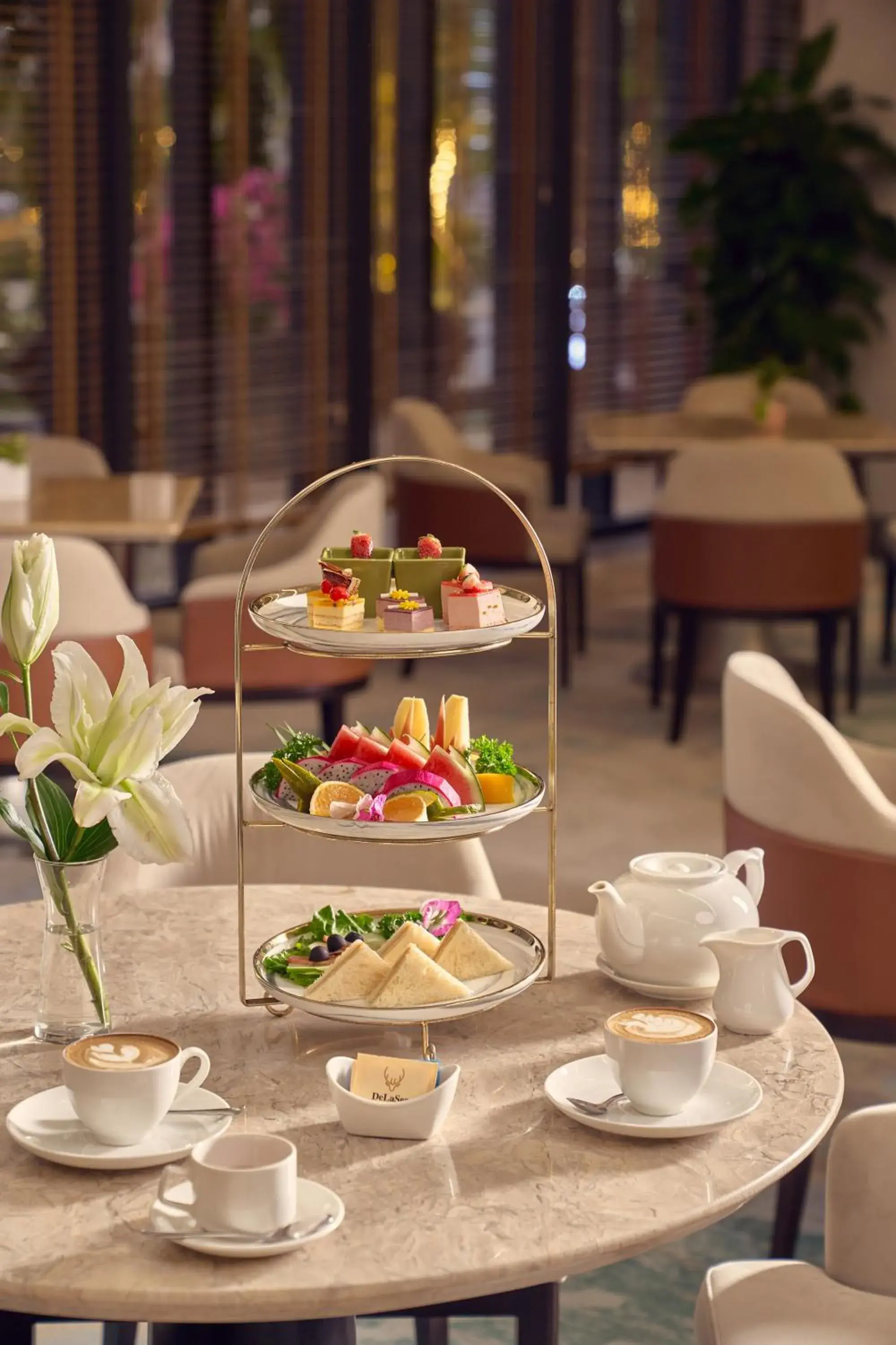 Restaurant/places to eat in DeLaSea Ha Long Hotel - Modern Bayview Escape Restaurant/places to eat in DeLaSea Ha Long Hotel - Modern Bayview Escape