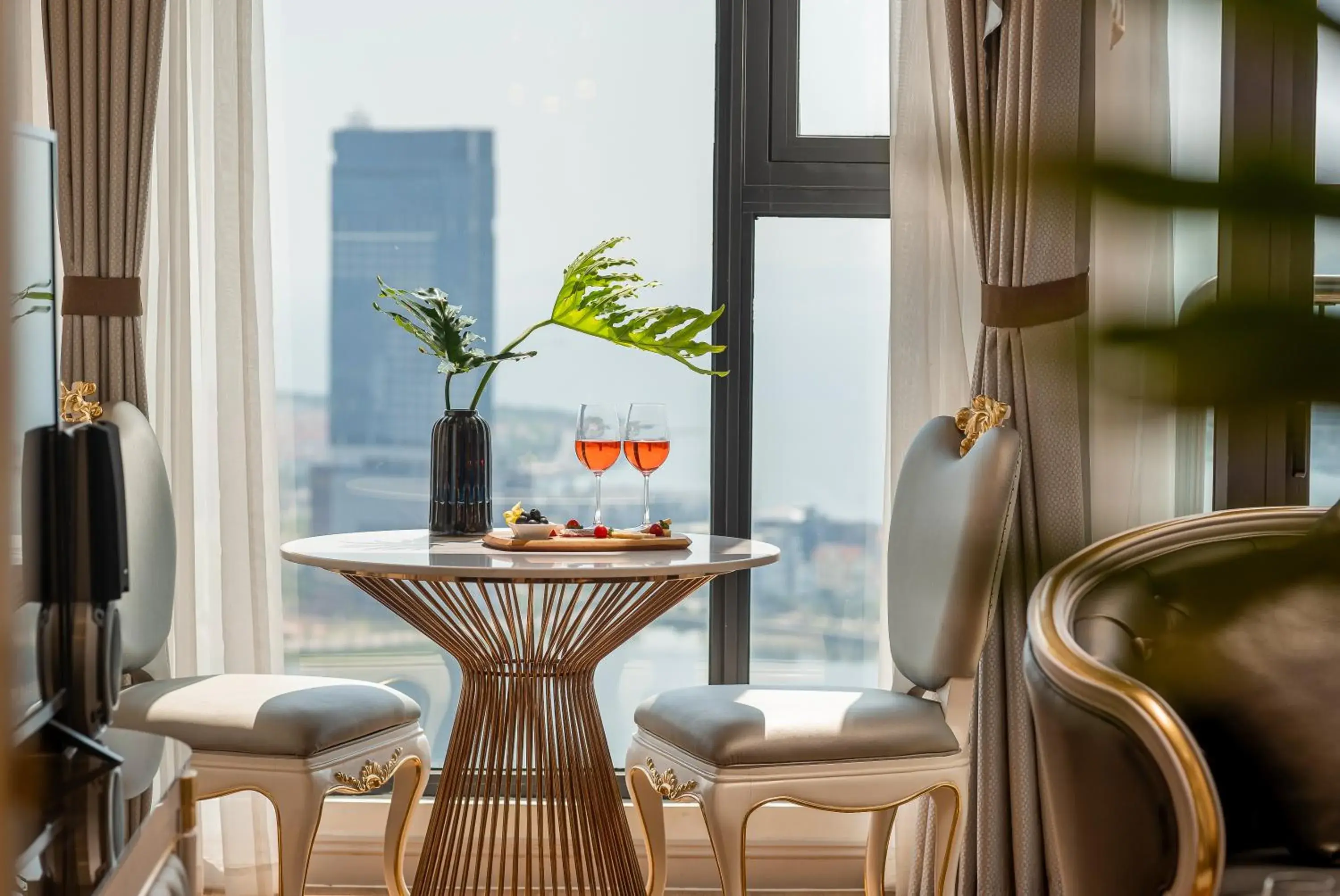 Decorative detail in DeLaSea Ha Long Hotel - Modern Bayview Escape Decorative detail in DeLaSea Ha Long Hotel - Modern Bayview Escape