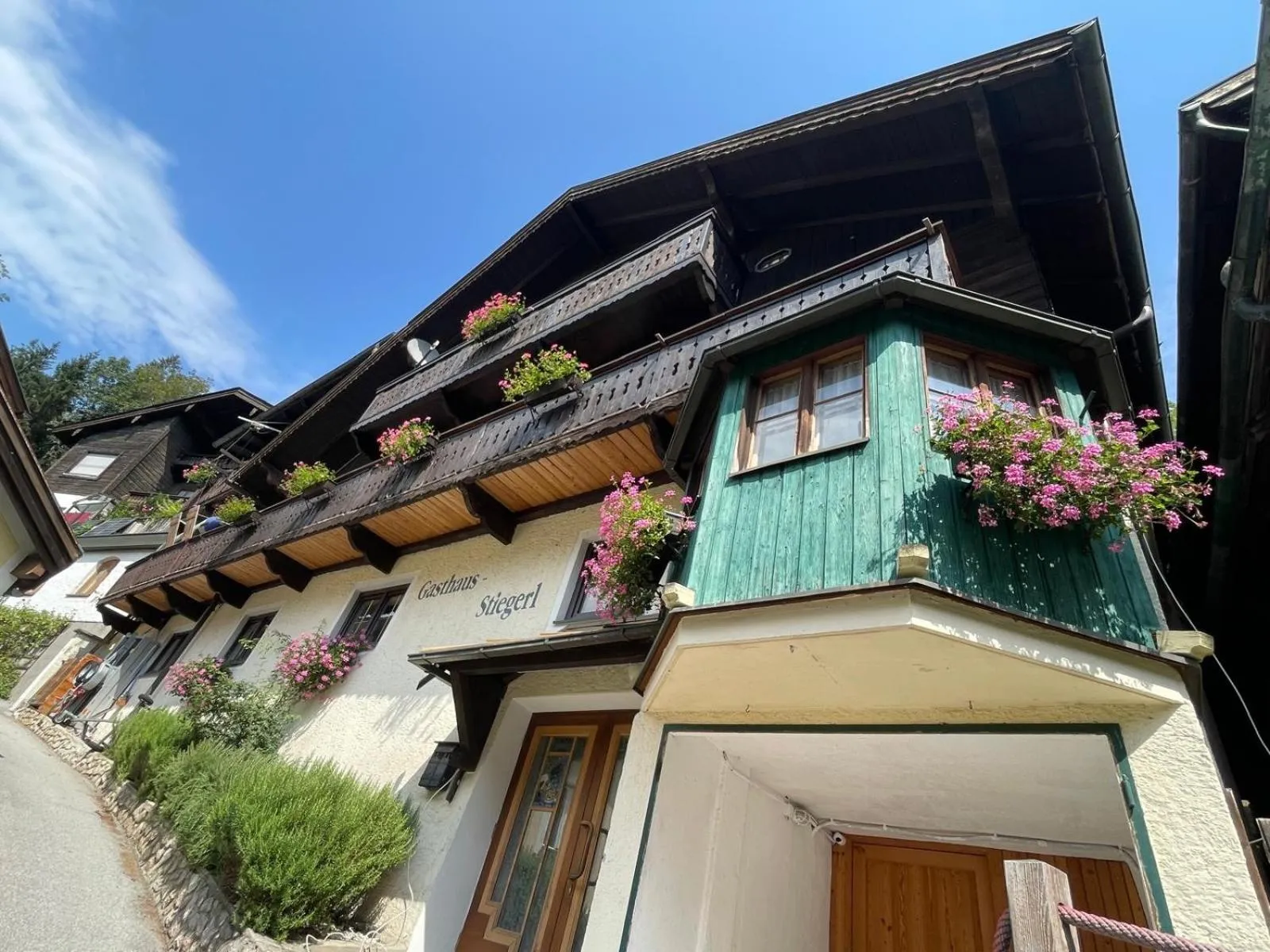 Property building in Gulewicz Apartments