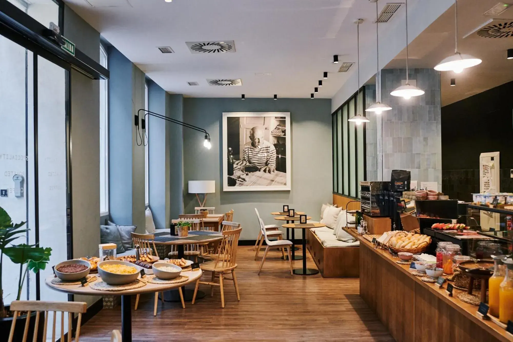 Breakfast in TOC Hostel Malaga Breakfast in TOC Hostel Malaga