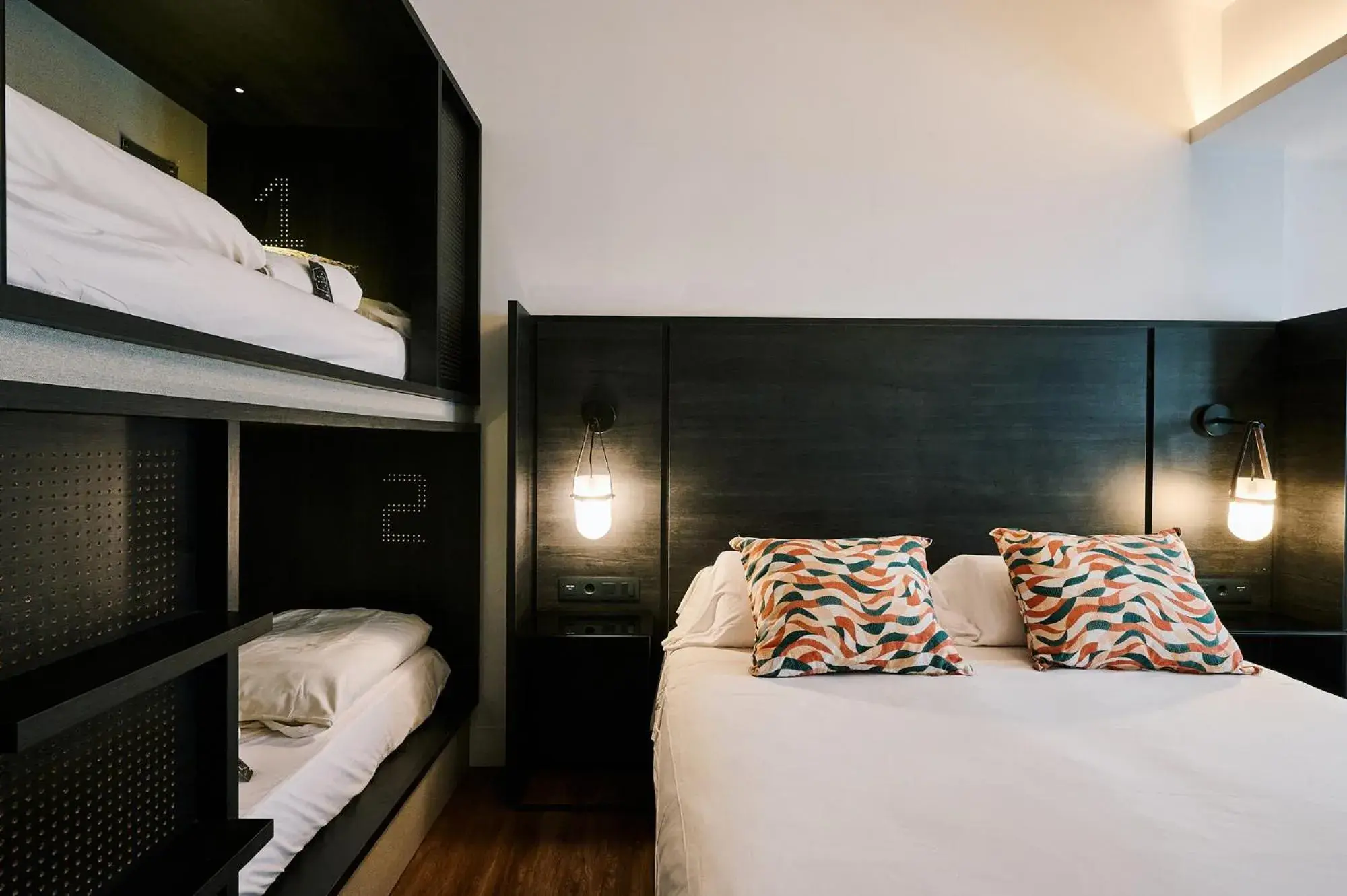 Decorative detail, Bed in TOC Hostel Malaga Decorative detail, Bed in TOC Hostel Malaga