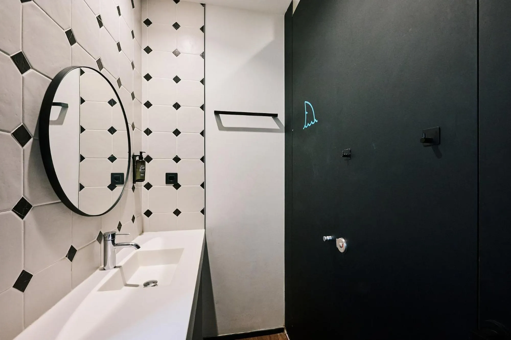 Bathroom in TOC Hostel Malaga