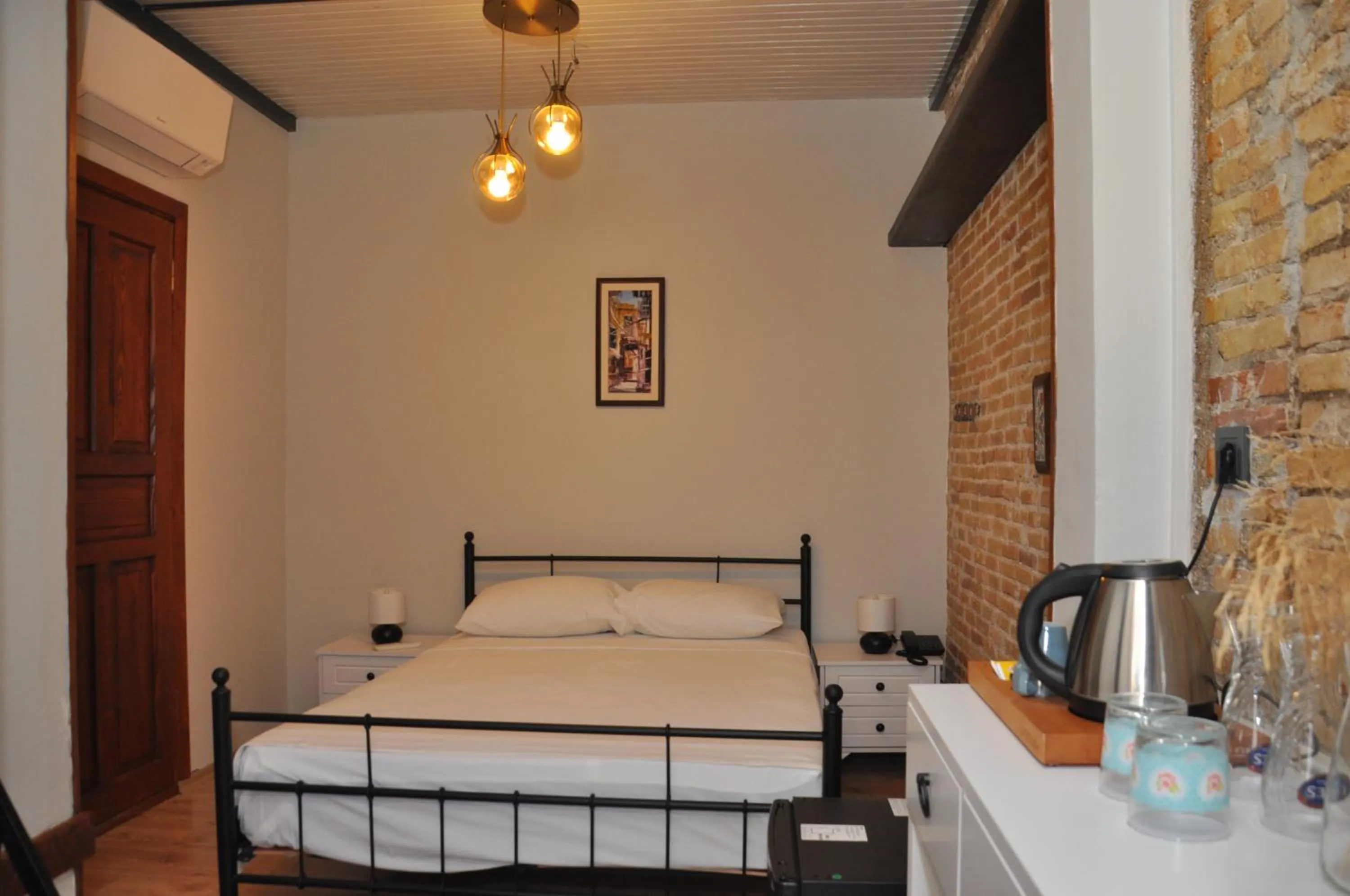 Bedroom in La Casa Carina