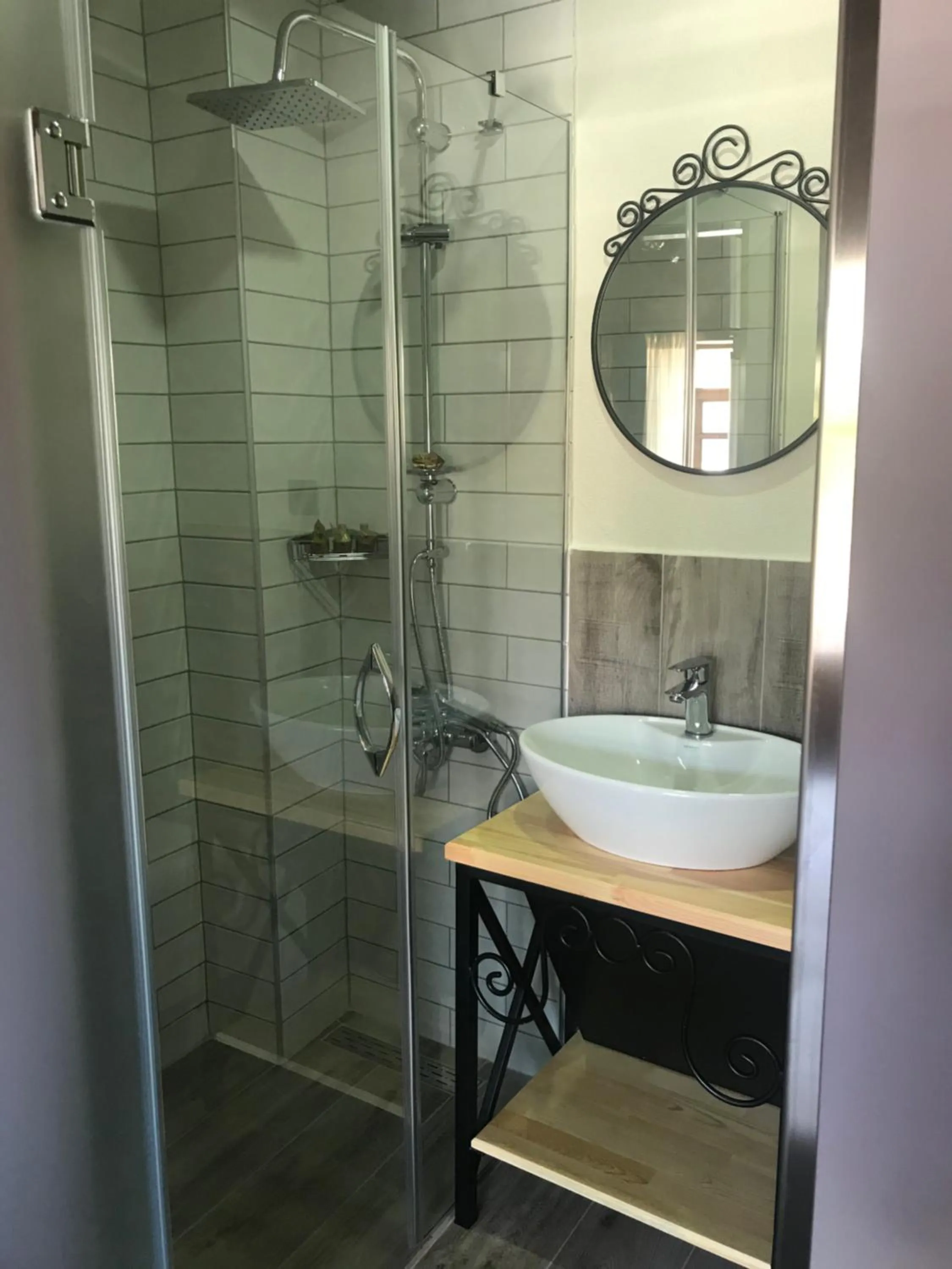 Shower in La Casa Carina