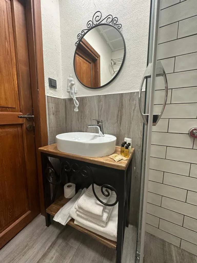 Shower in La Casa Carina