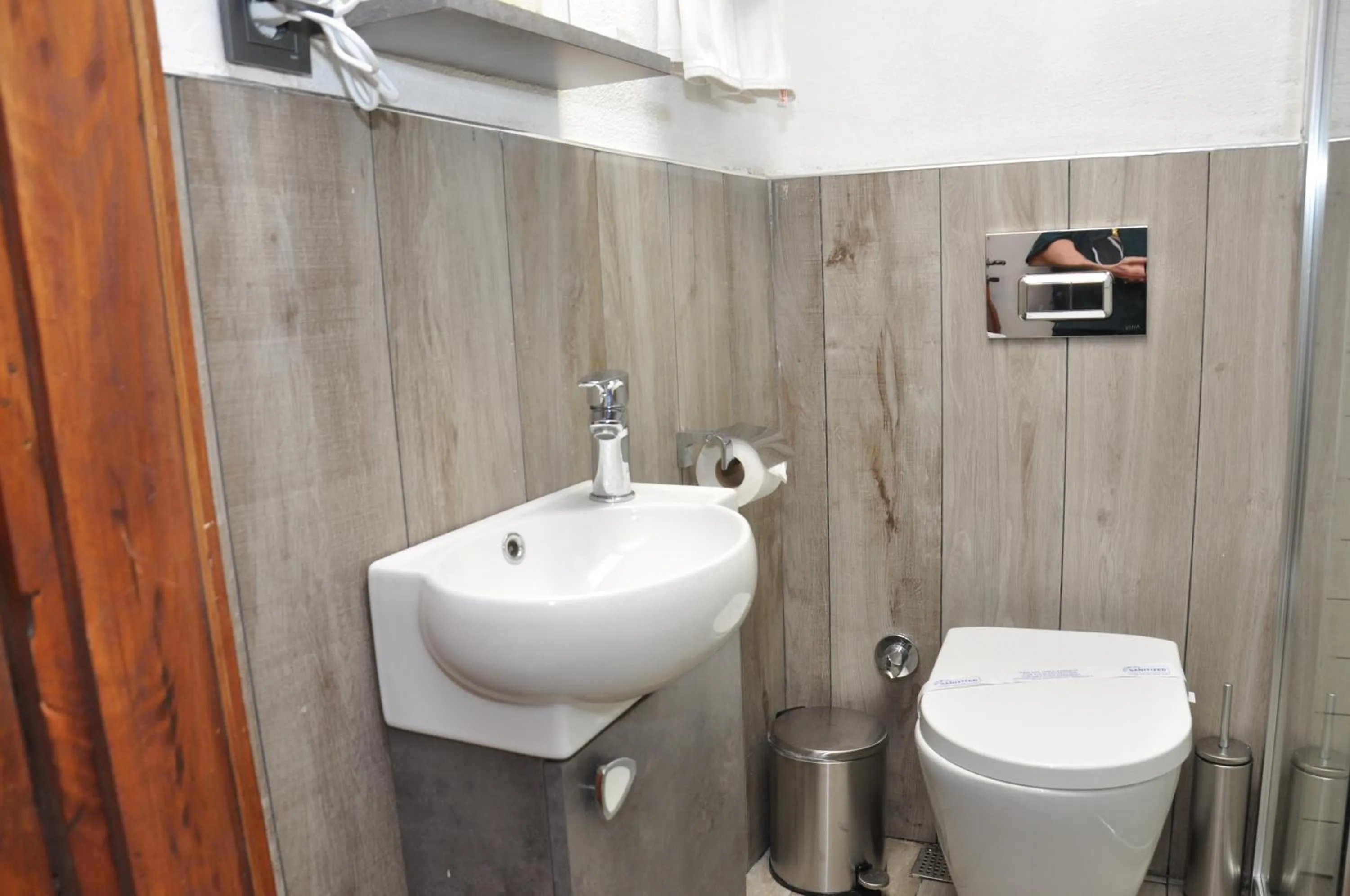 Shower in La Casa Carina