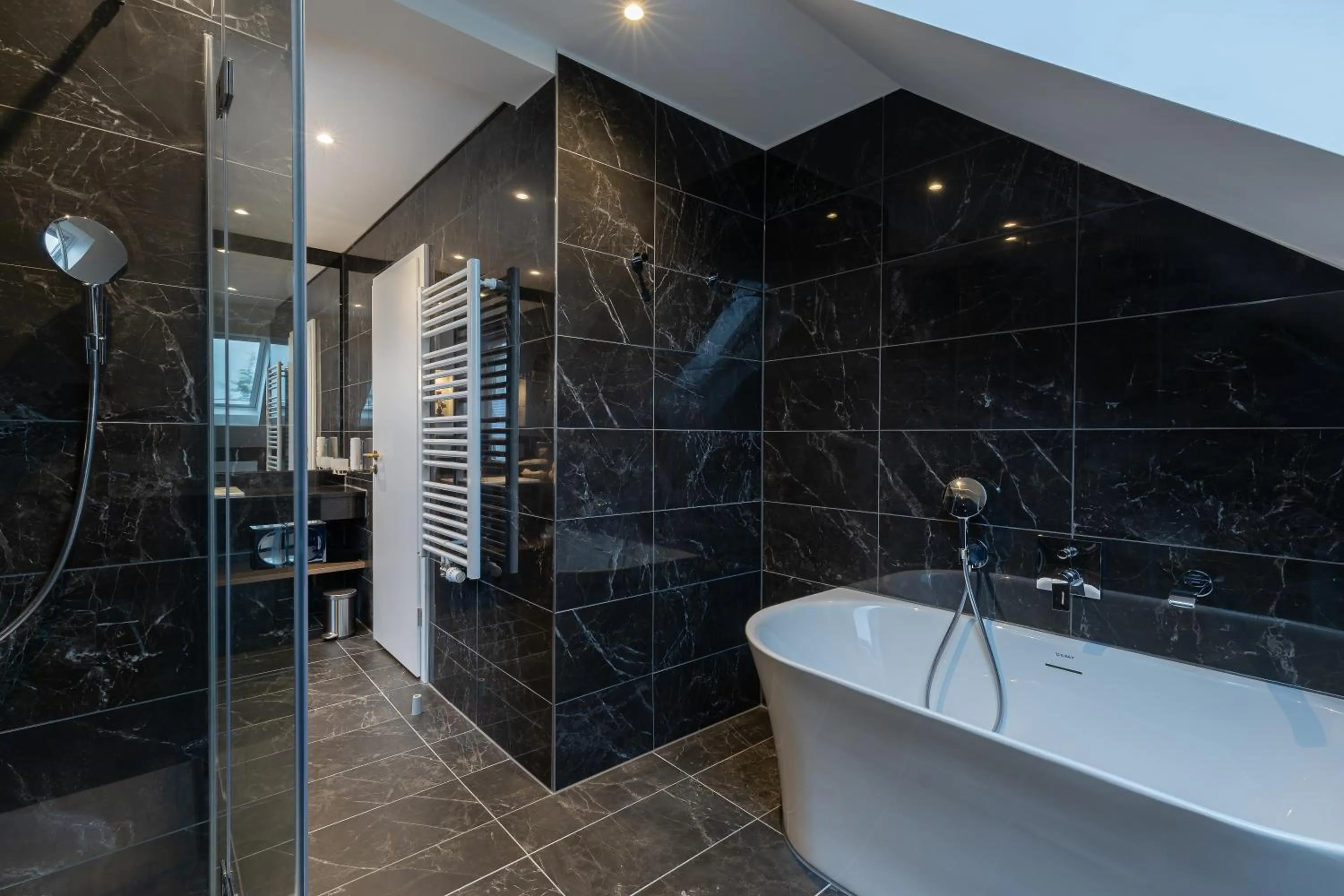 Bathroom in Romantik Hotel Schwanefeld & Spa