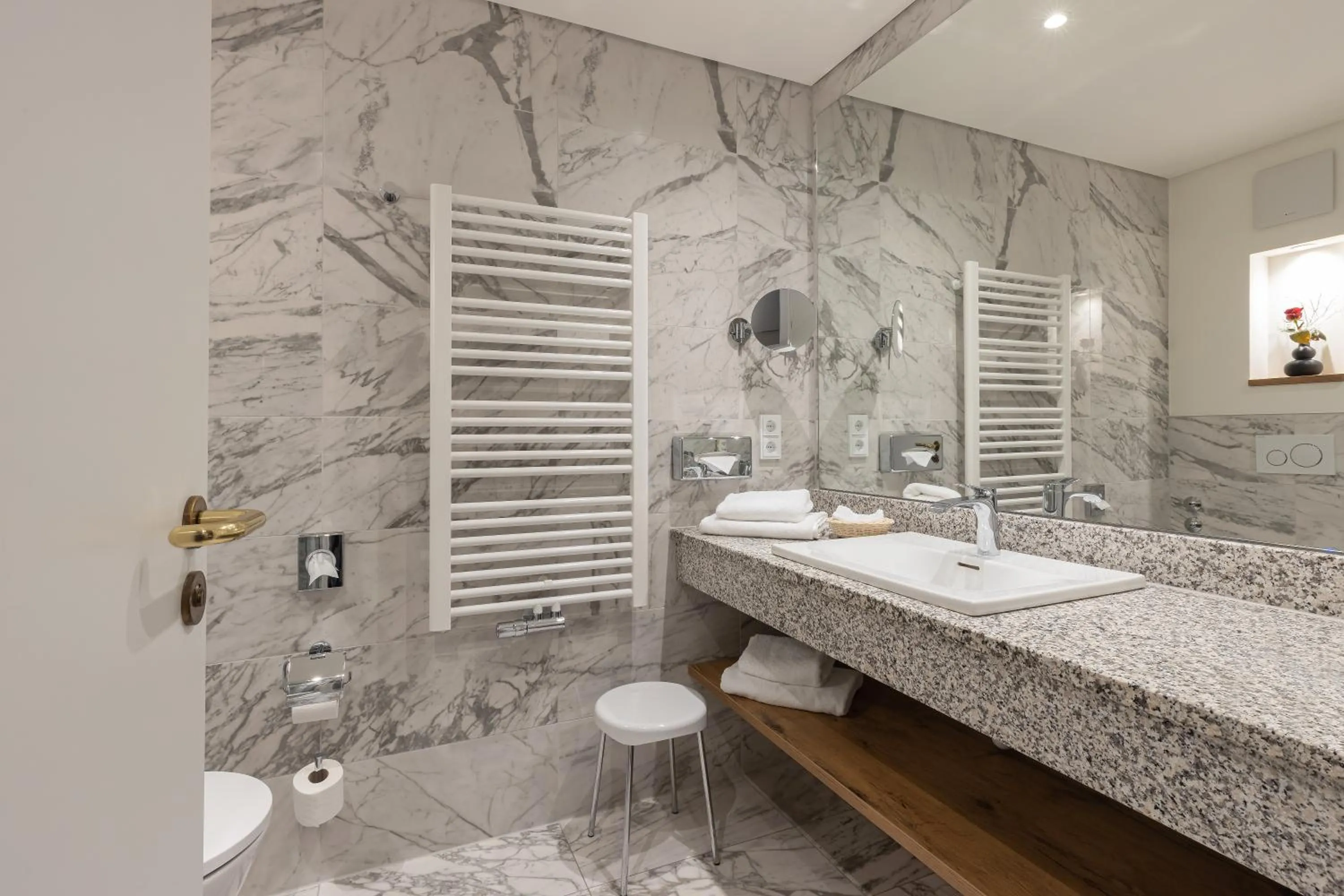 Photo of the whole room in Romantik Hotel Schwanefeld & Spa