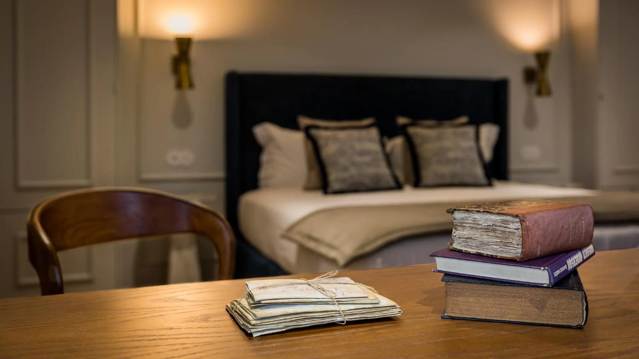 Bed in Gallery Townhouse & Home