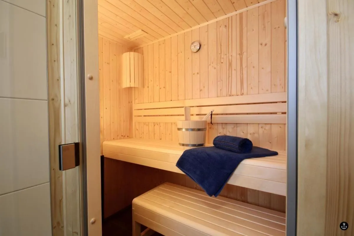 Bathroom, Bed in Refugium 1