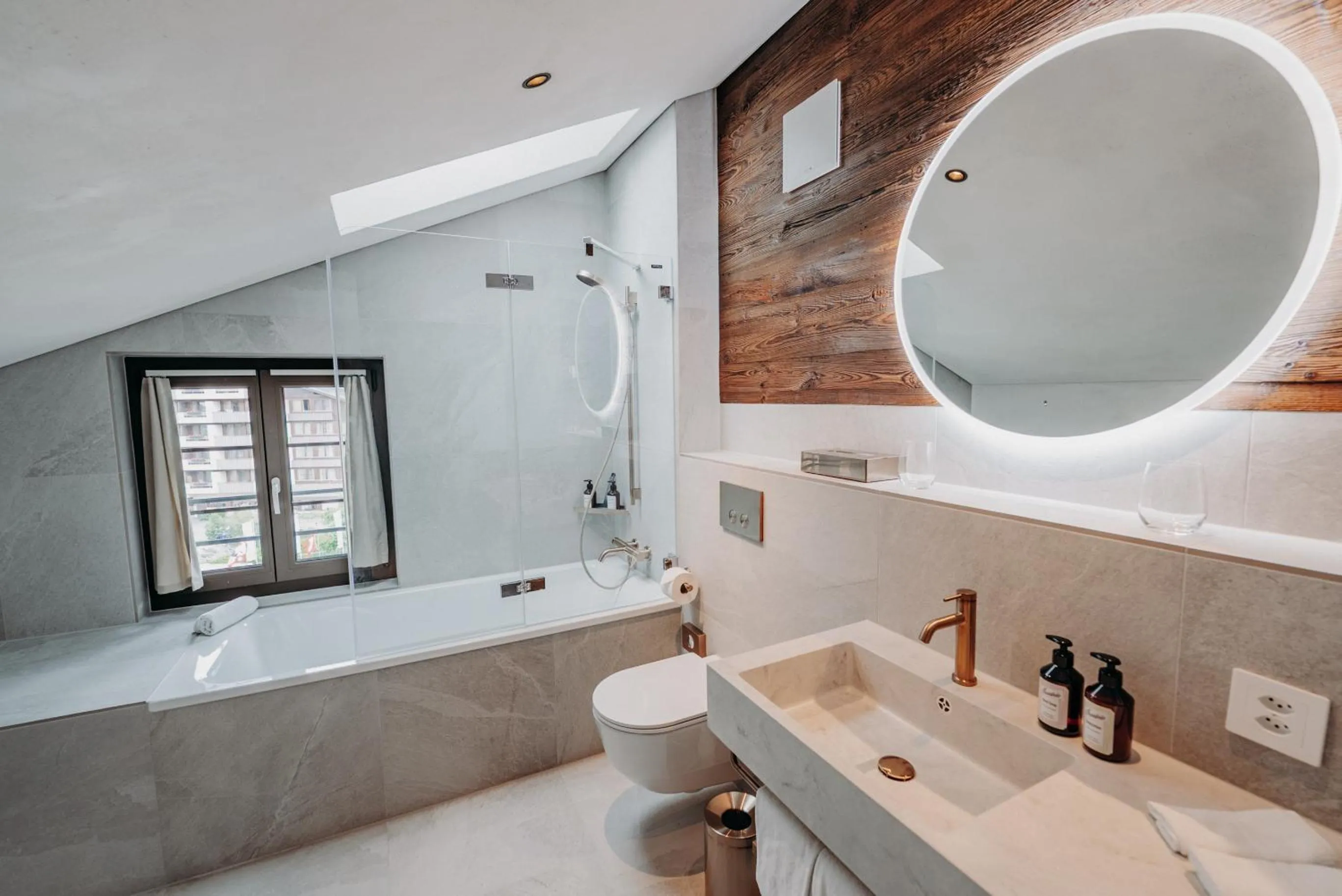 Bathroom in Parkhotel Schoenegg