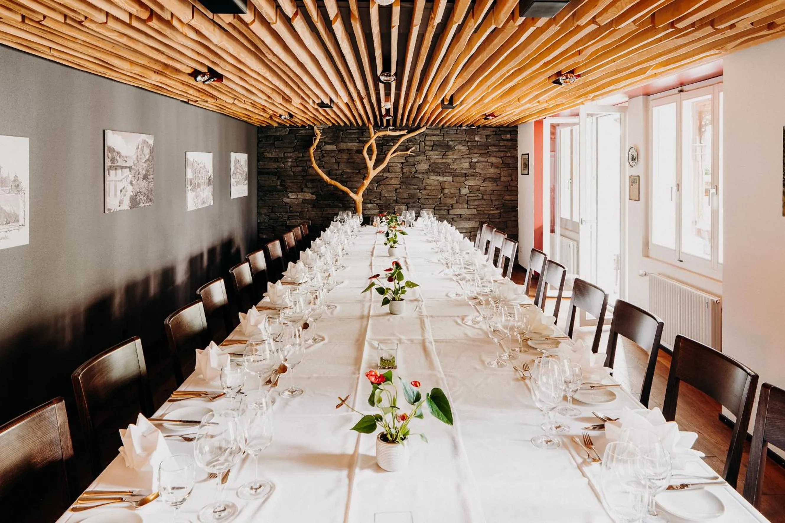 Restaurant/places to eat in Parkhotel Schoenegg