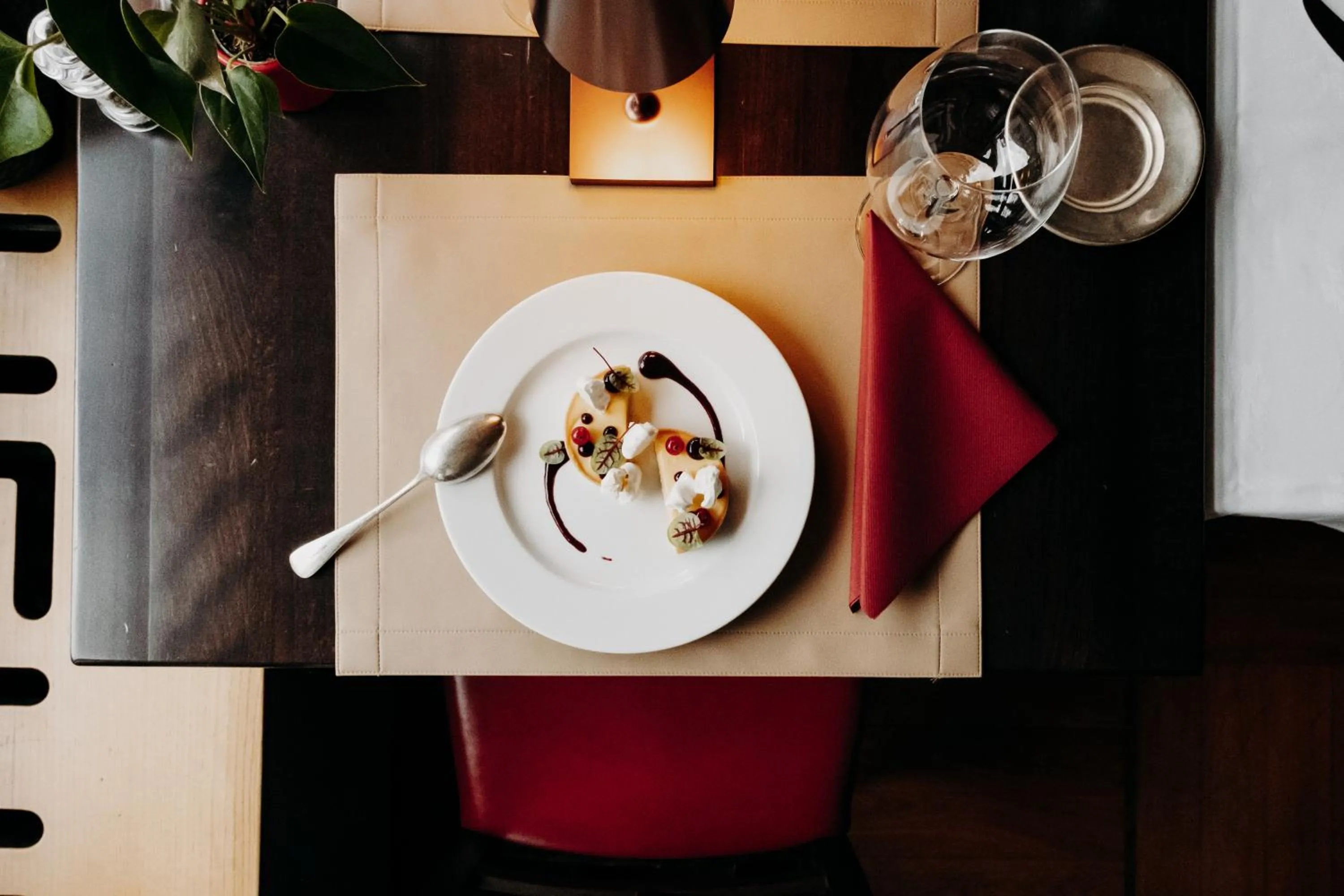 Restaurant/places to eat in Parkhotel Schoenegg