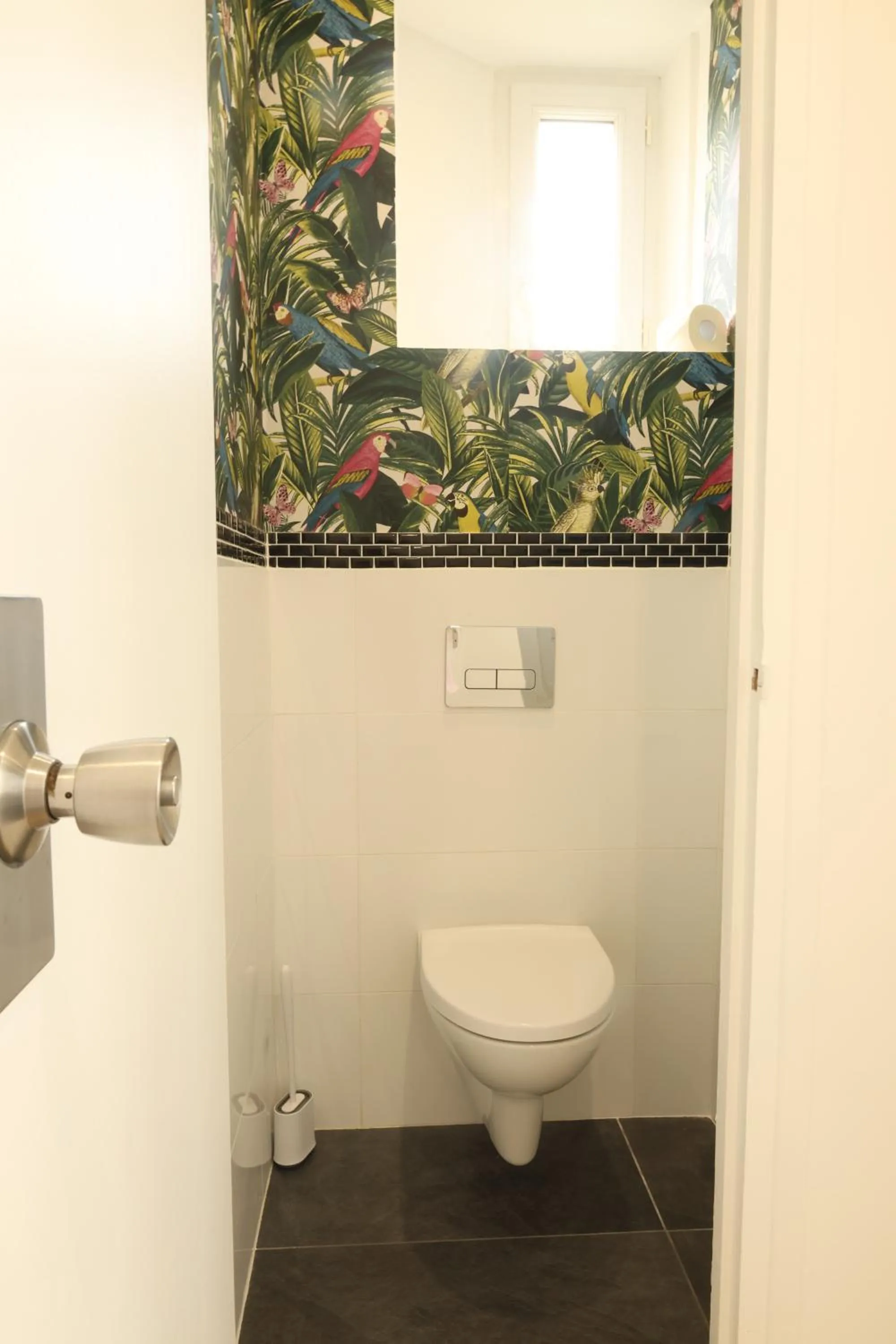 Toilet in Le Clos Normand