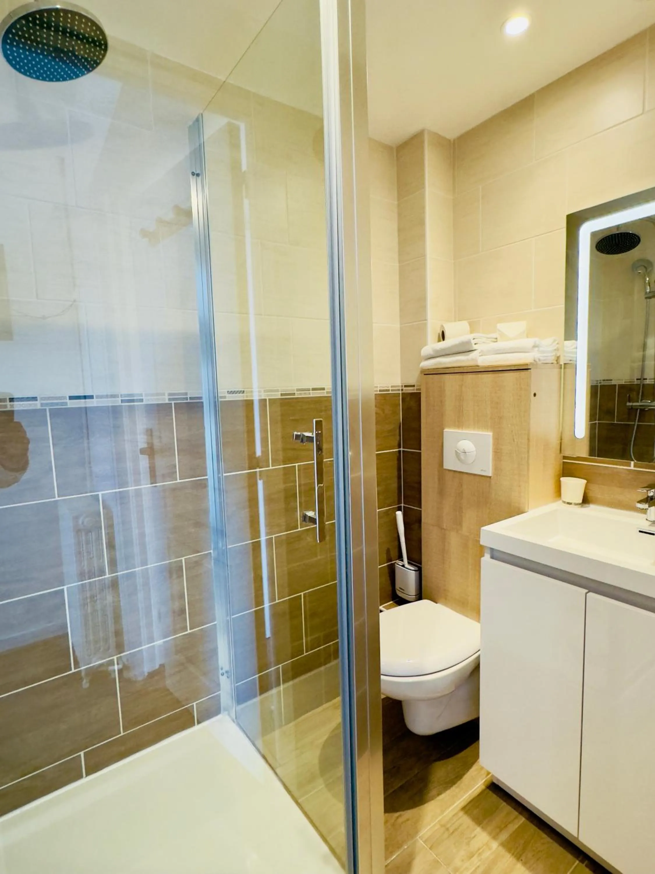 Bathroom in Le Clos Normand