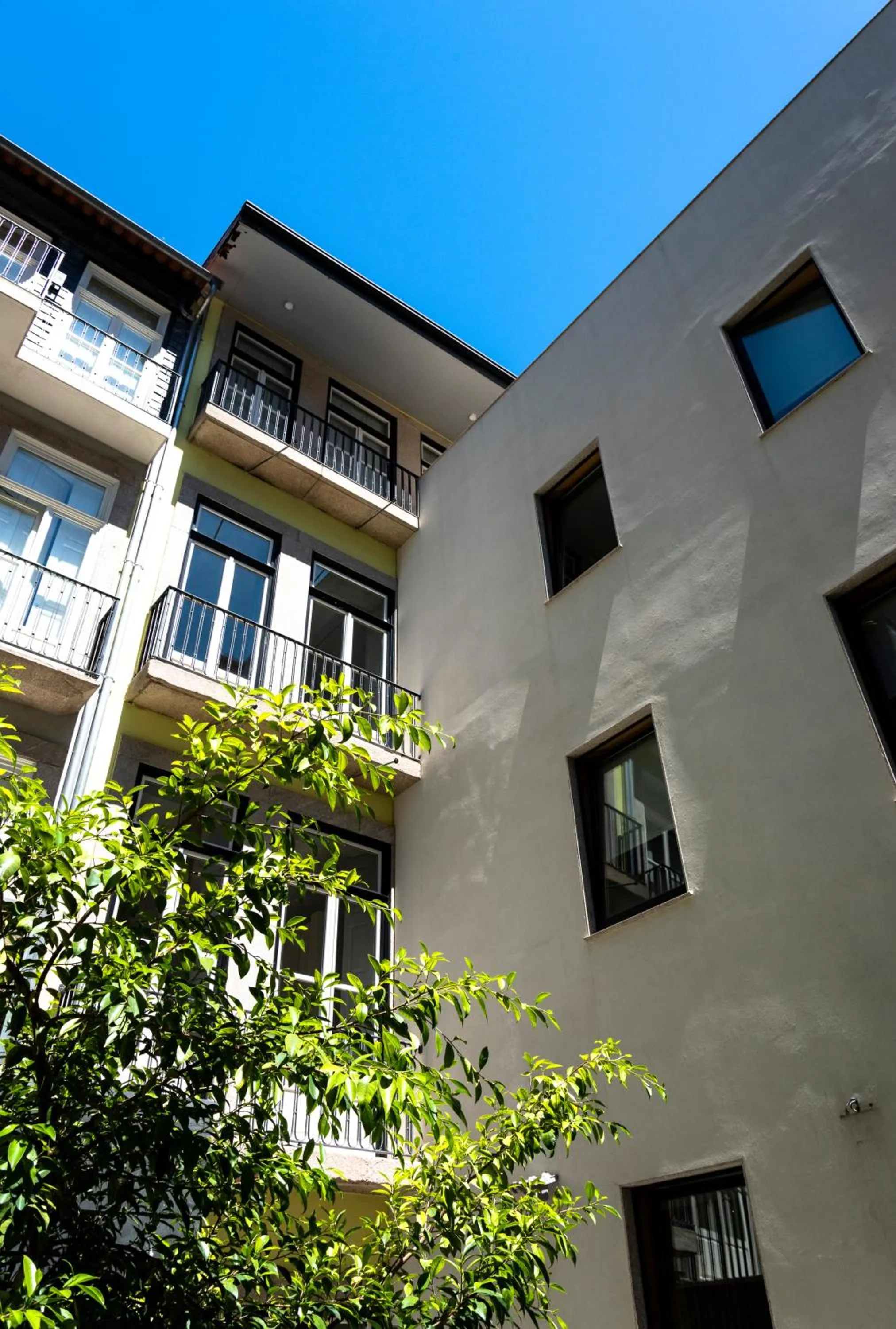 Property building in NorteSoul Mouzinho