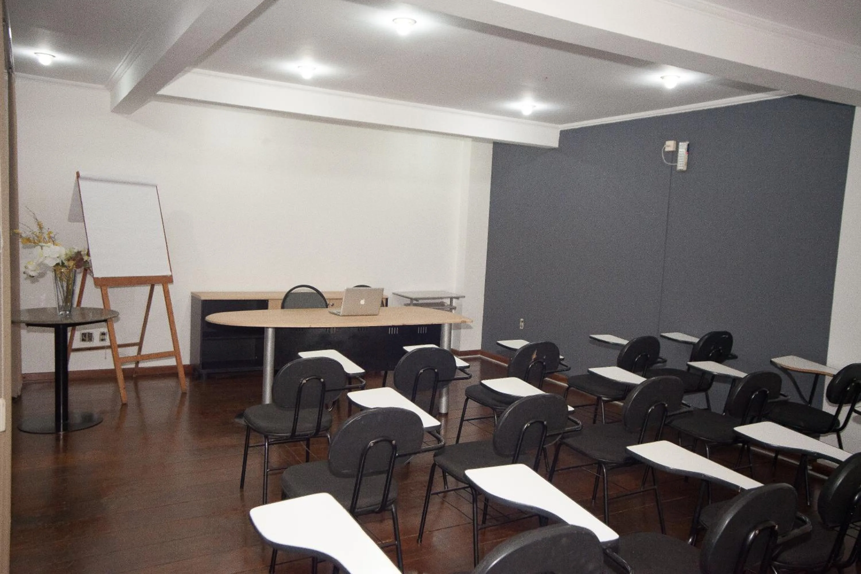 Meeting/conference room in Láparos Hotel