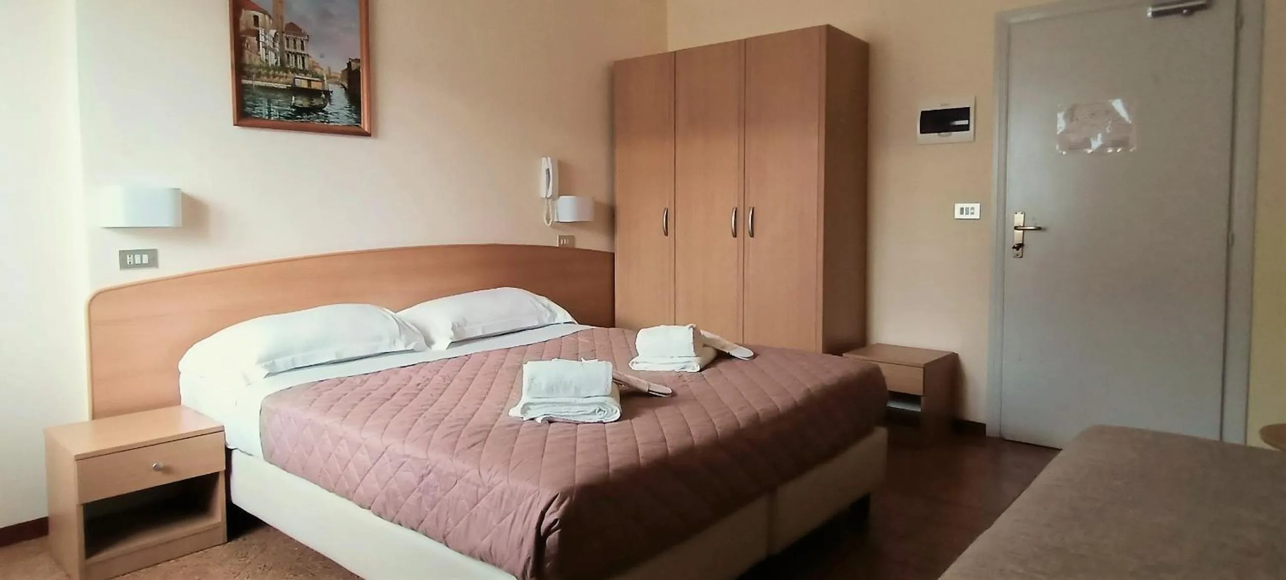 Bed in Hotel Rossella