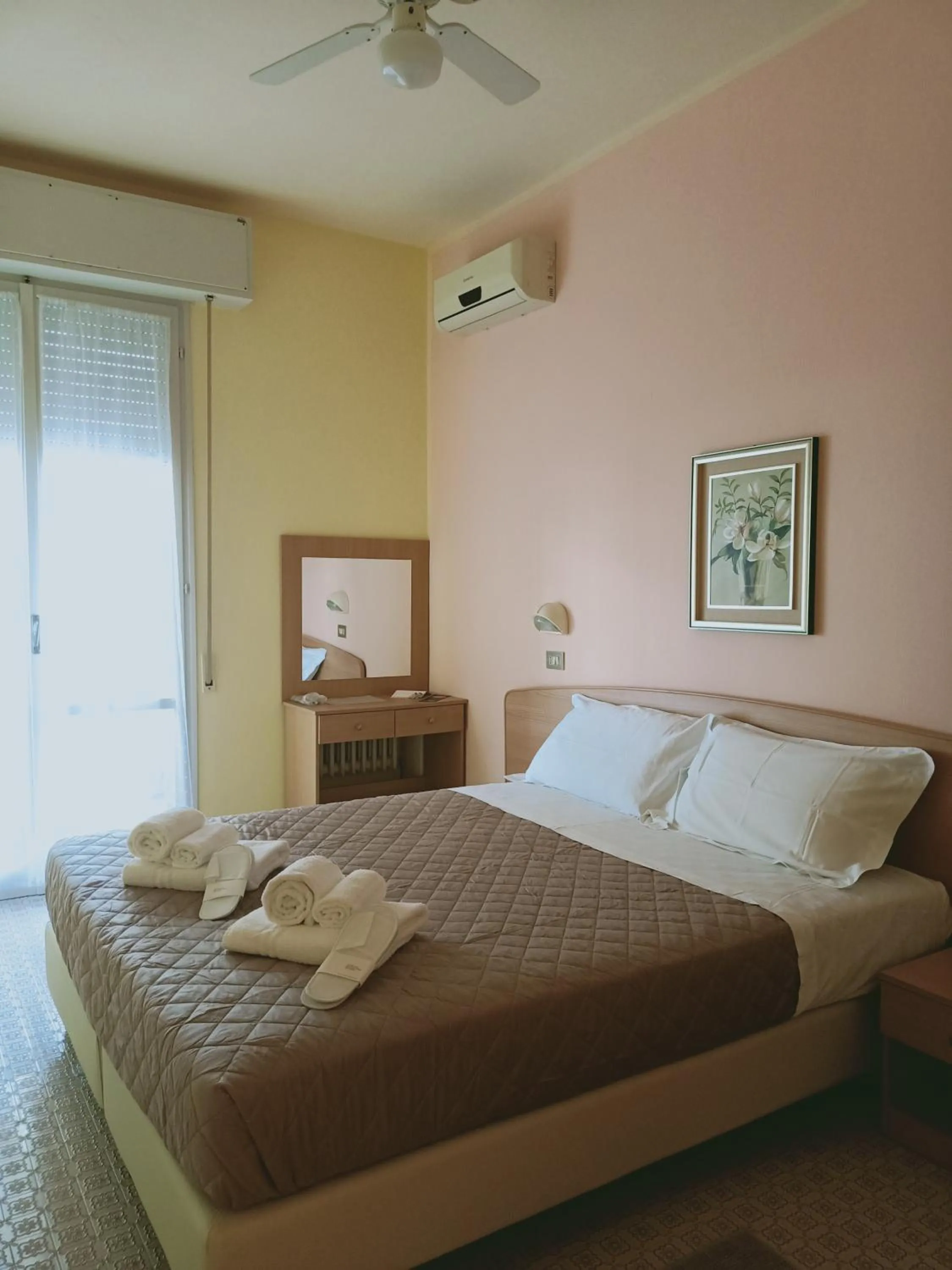 Bed in Hotel Rossella