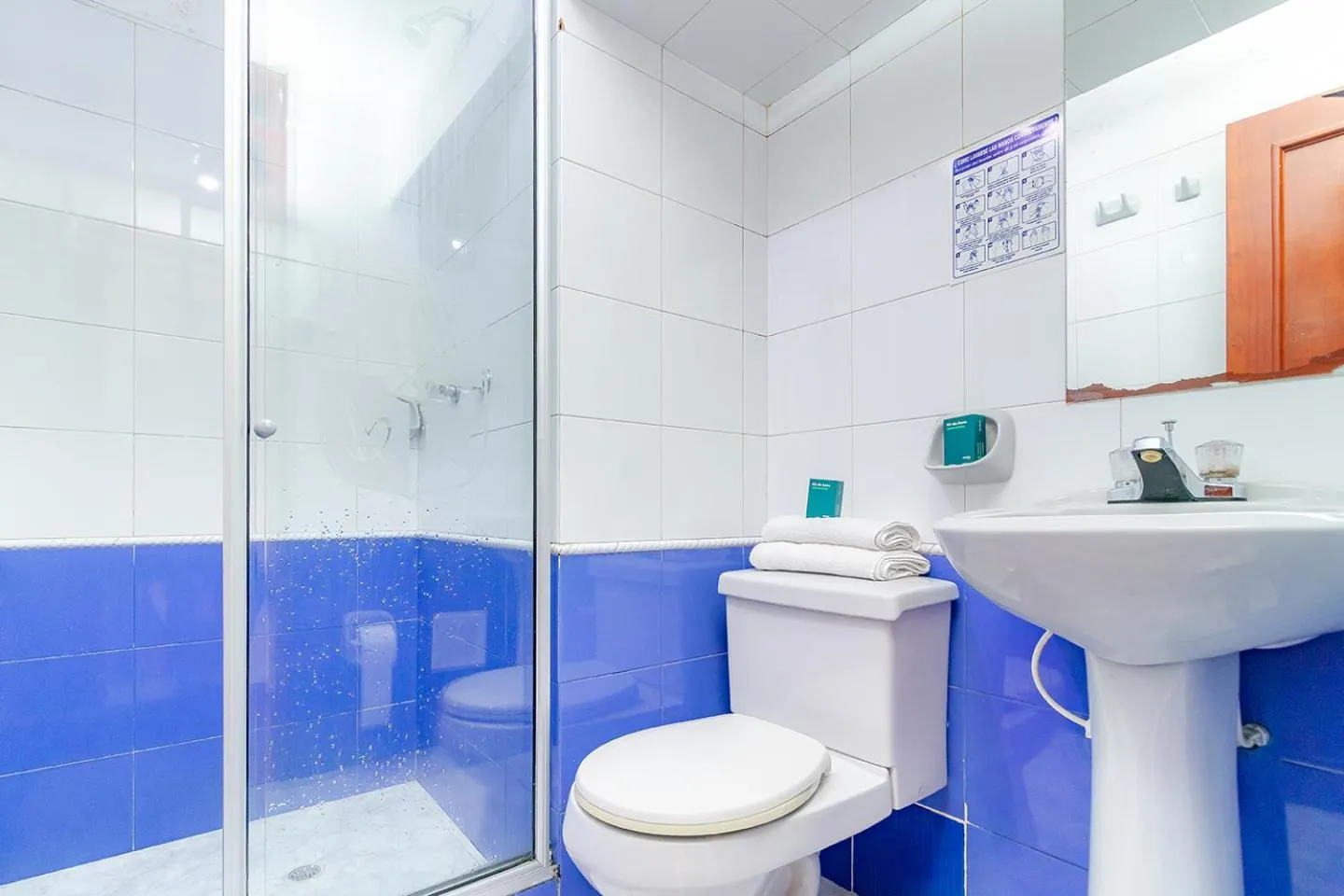 Bathroom in Ayenda La Antigua