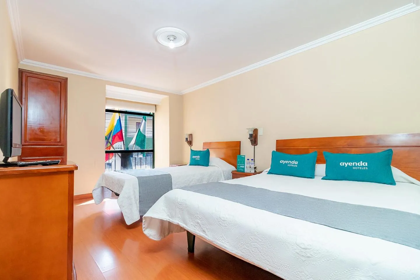 Photo of the whole room, Bed in Ayenda La Antigua