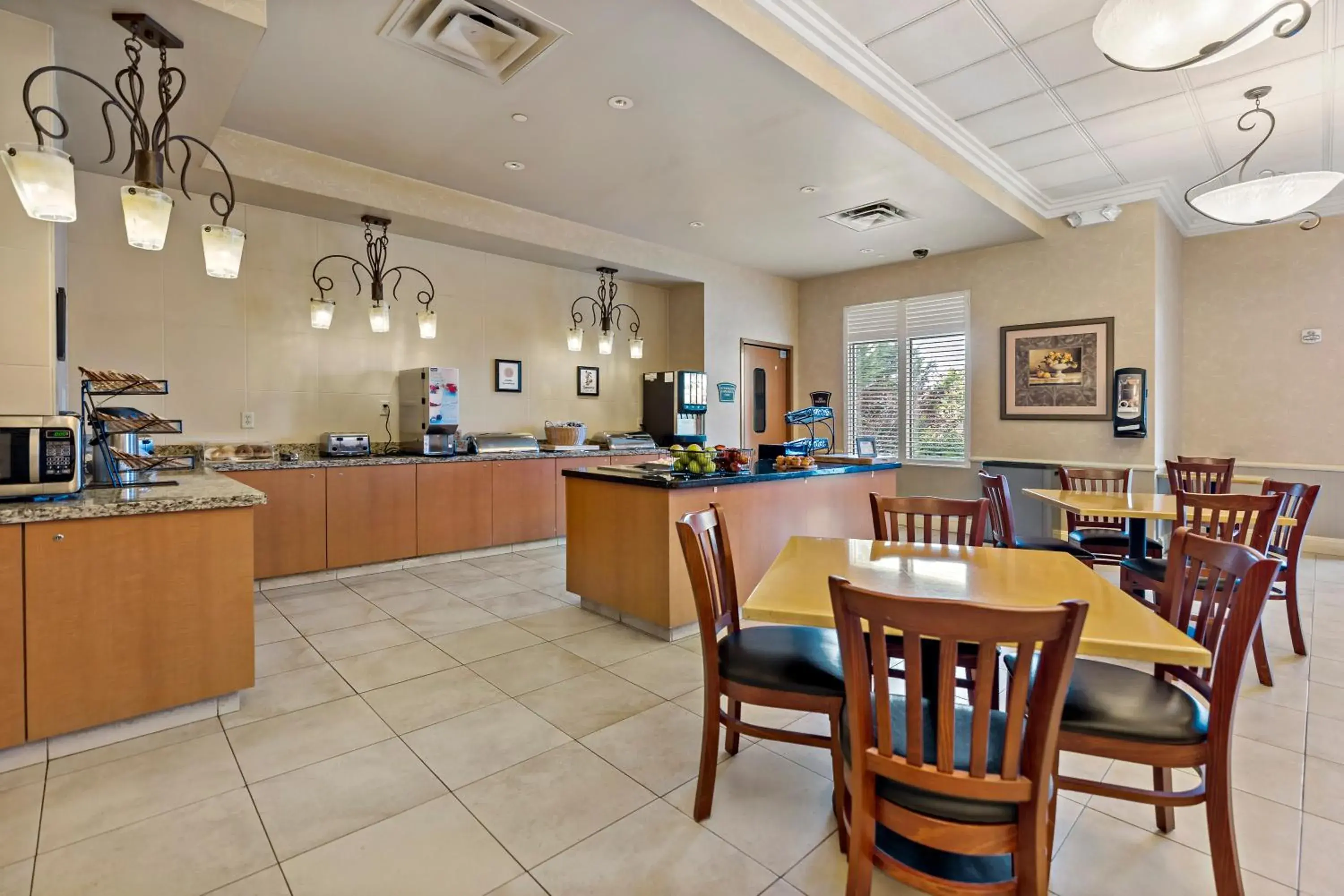 The Inn at Charles Town / Hollywood Casino The Inn at Charles Town / Hollywood Casino