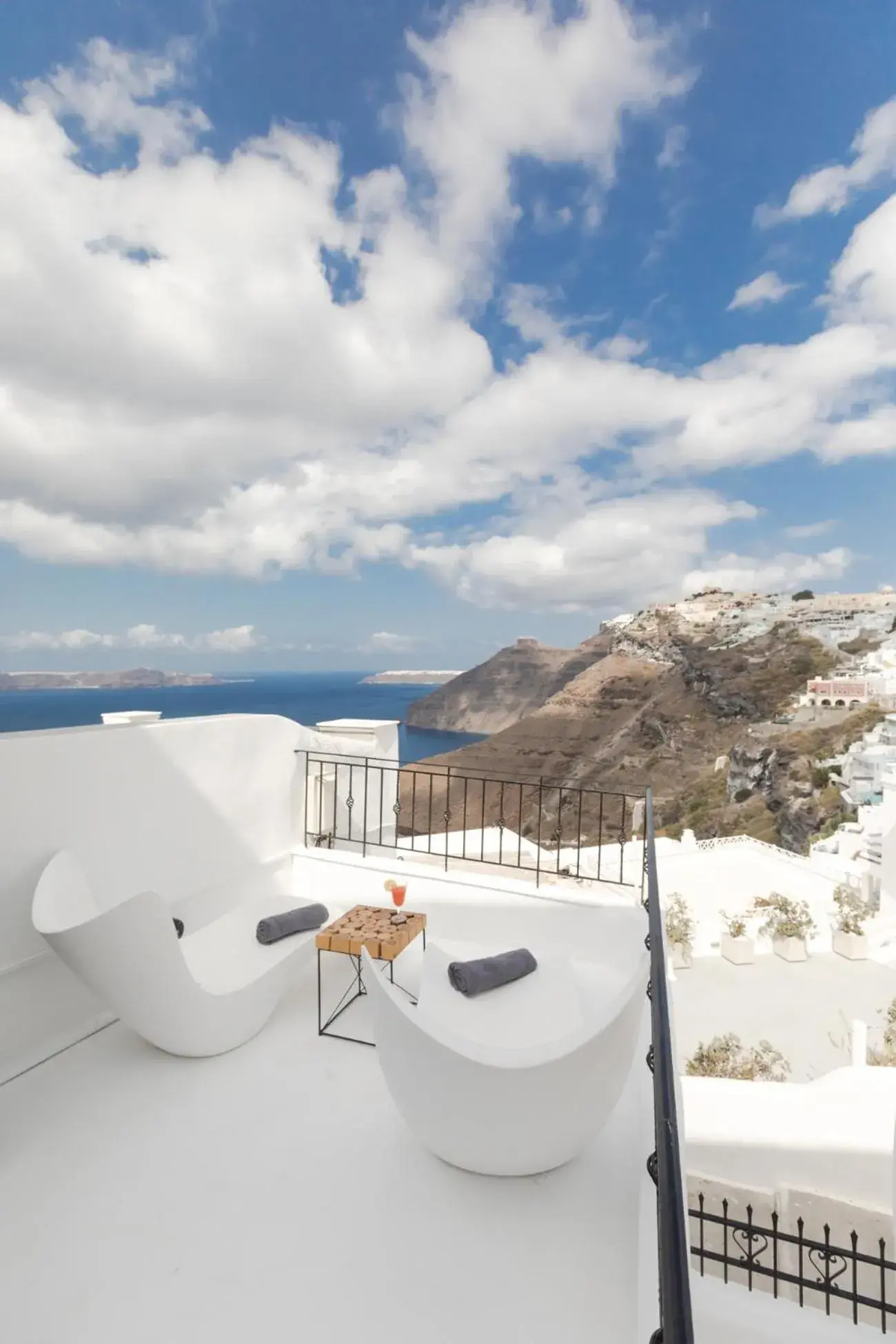 Doukas Caldera Suites Doukas Caldera Suites