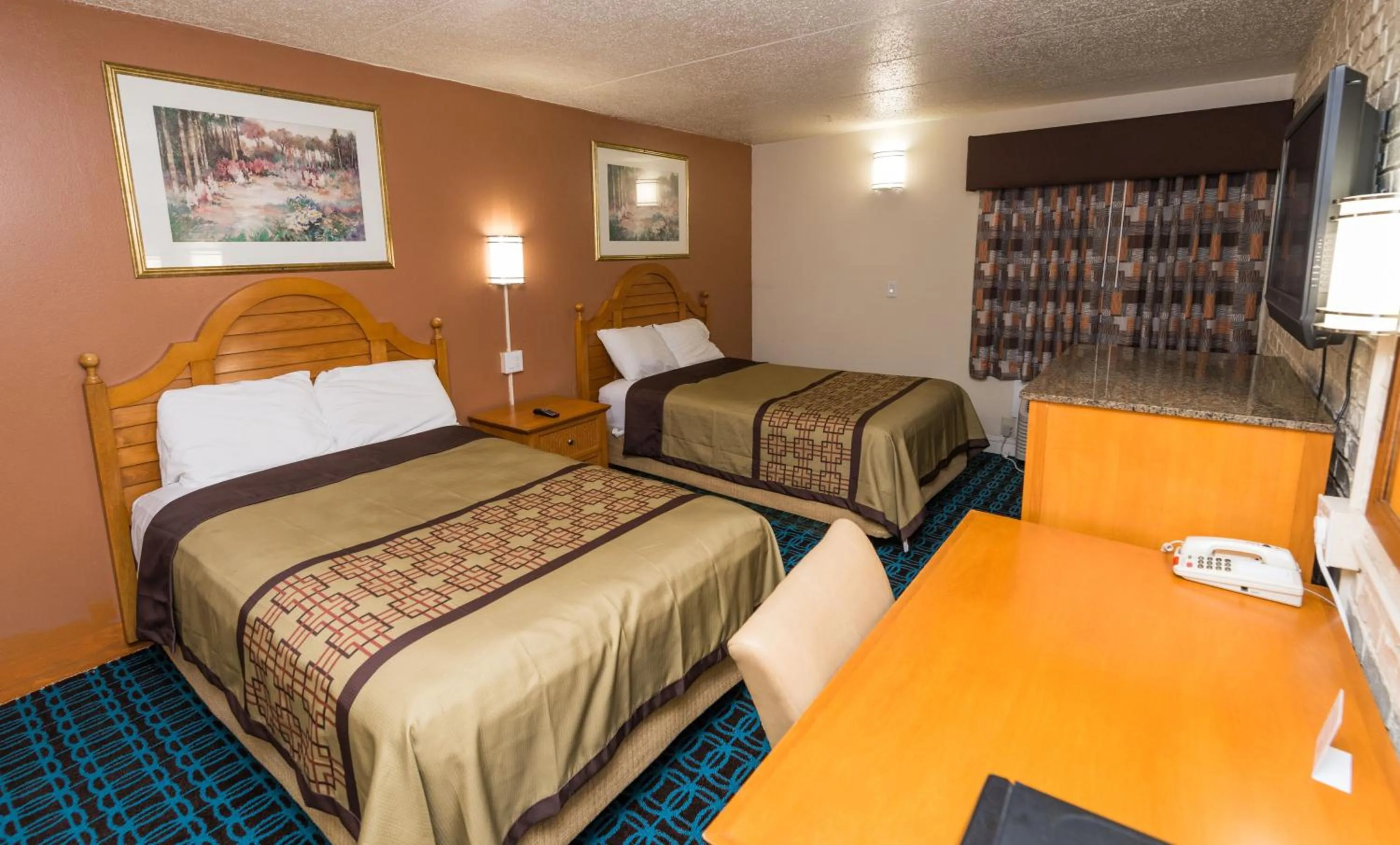 Bed in Cambridge Inn