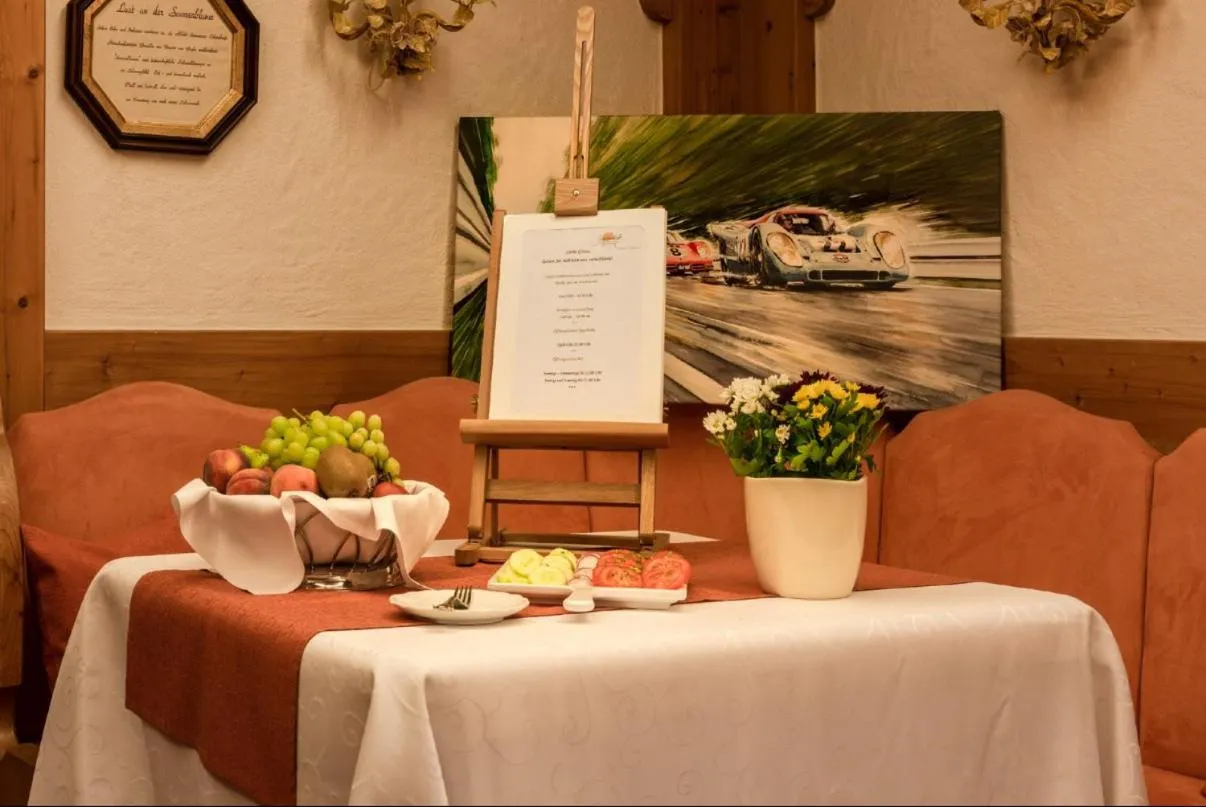 Restaurant/places to eat in Landhaus Sonnenhof