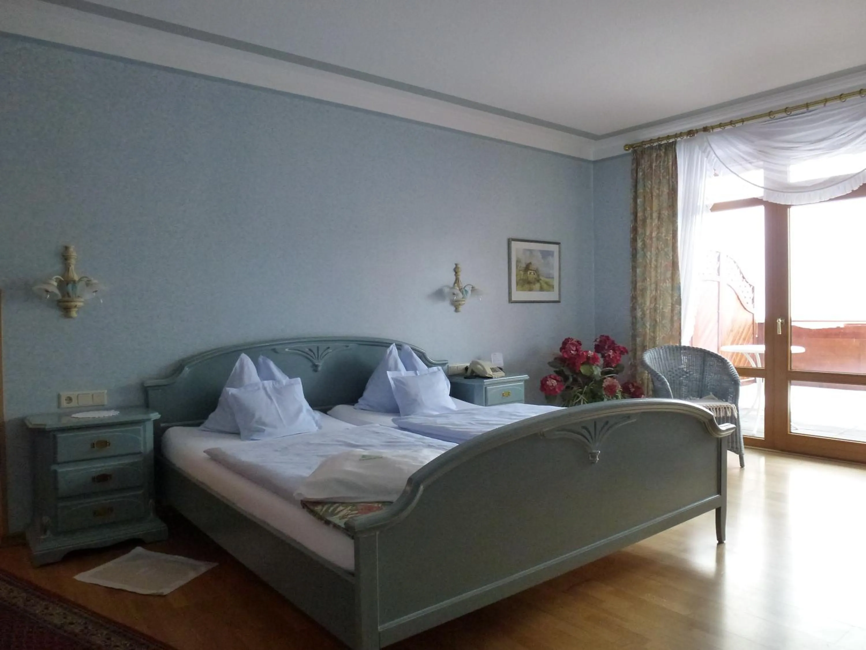 Photo of the whole room, Bed in Landhaus Sonnenhof