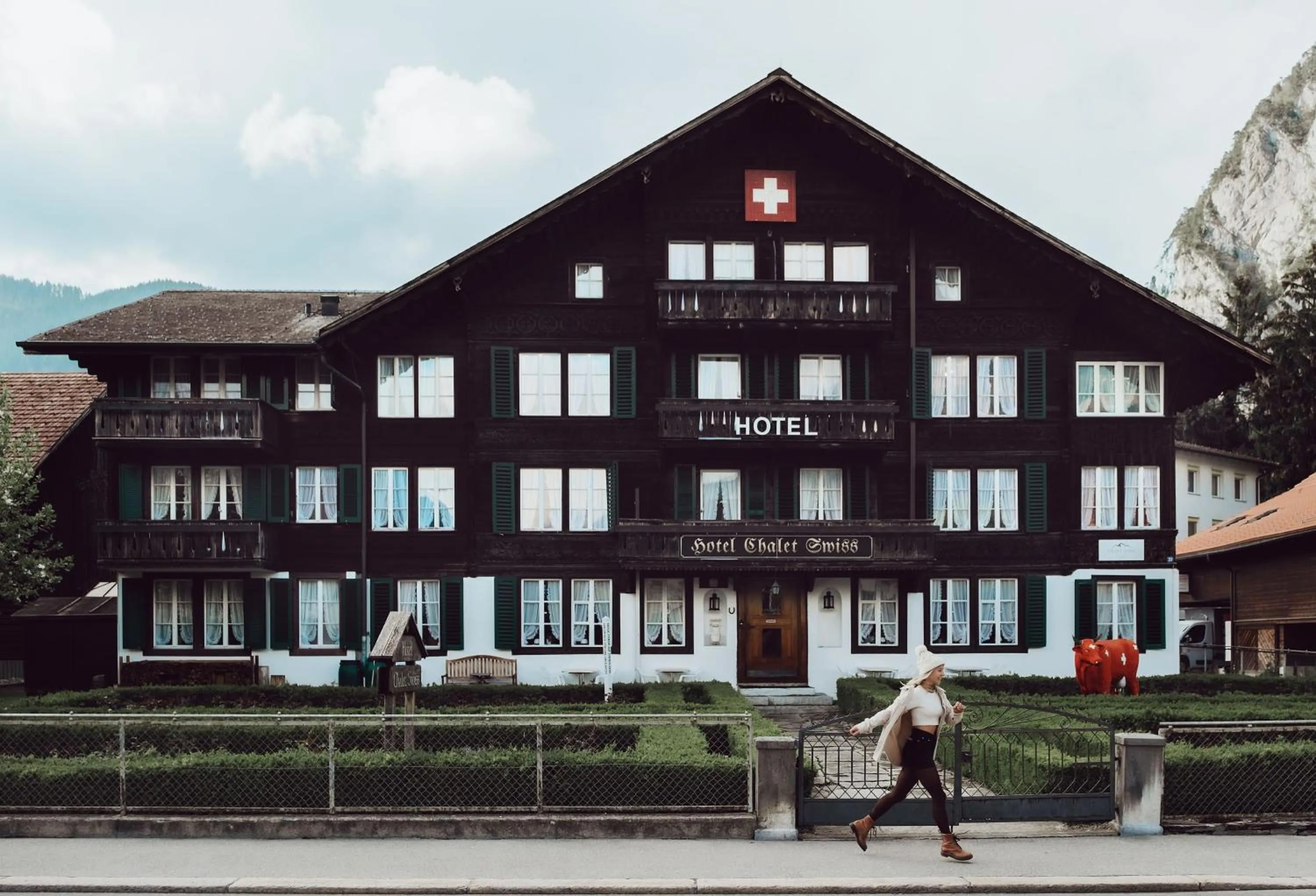 Property building in Hotel Chalet Swiss