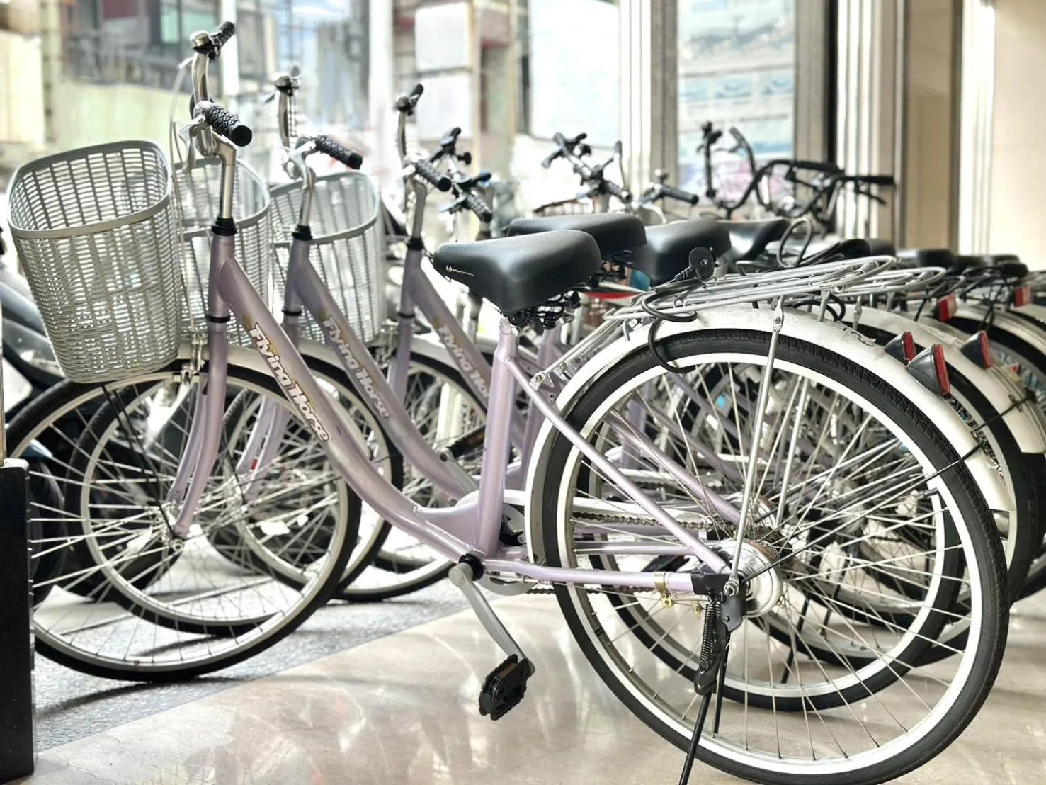 Area and facilities in Grand Earl Hotel