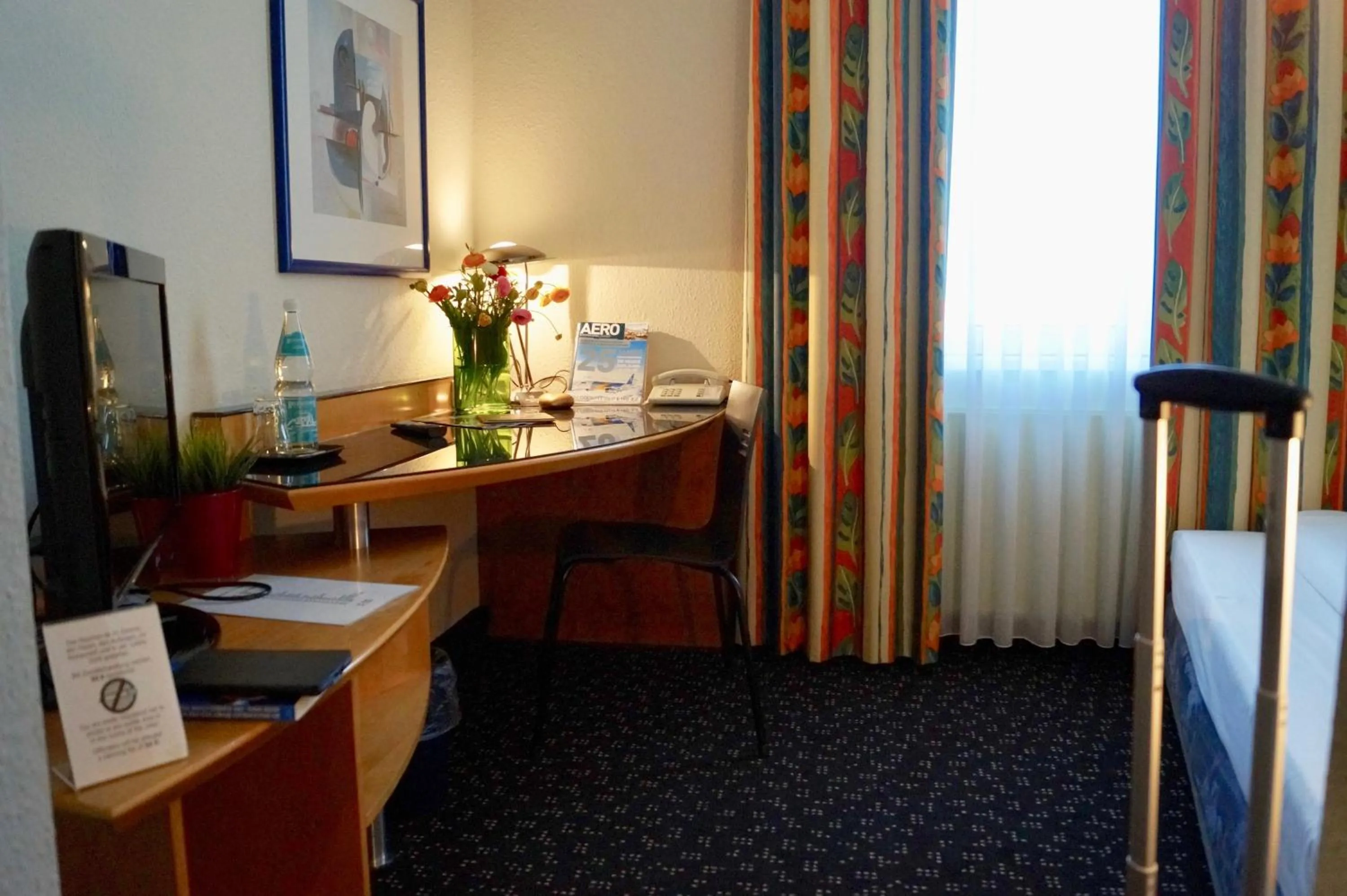 TV and multimedia in Grand Hostel Berlin Urban