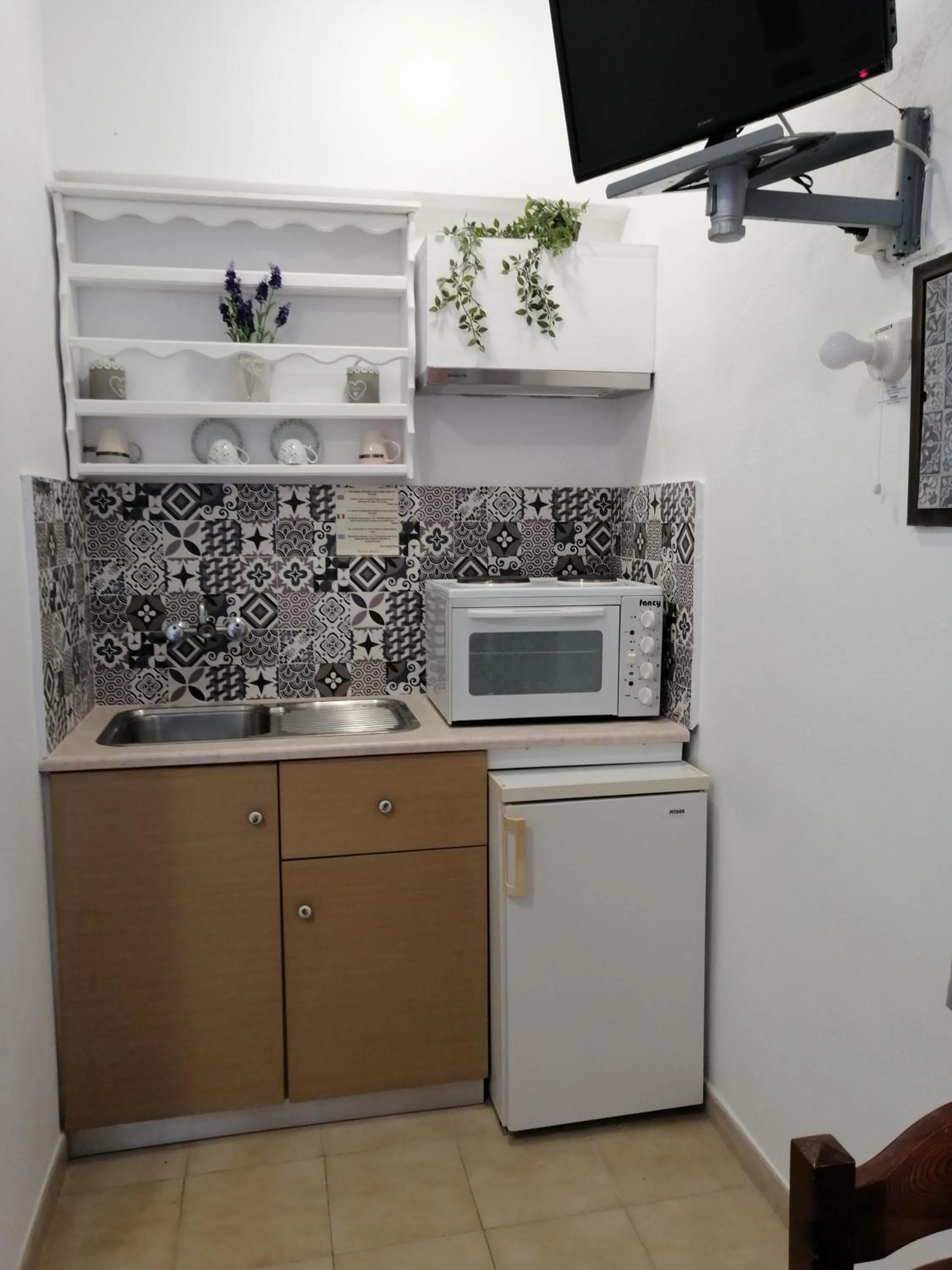 Eleftheria Lindian Studios II