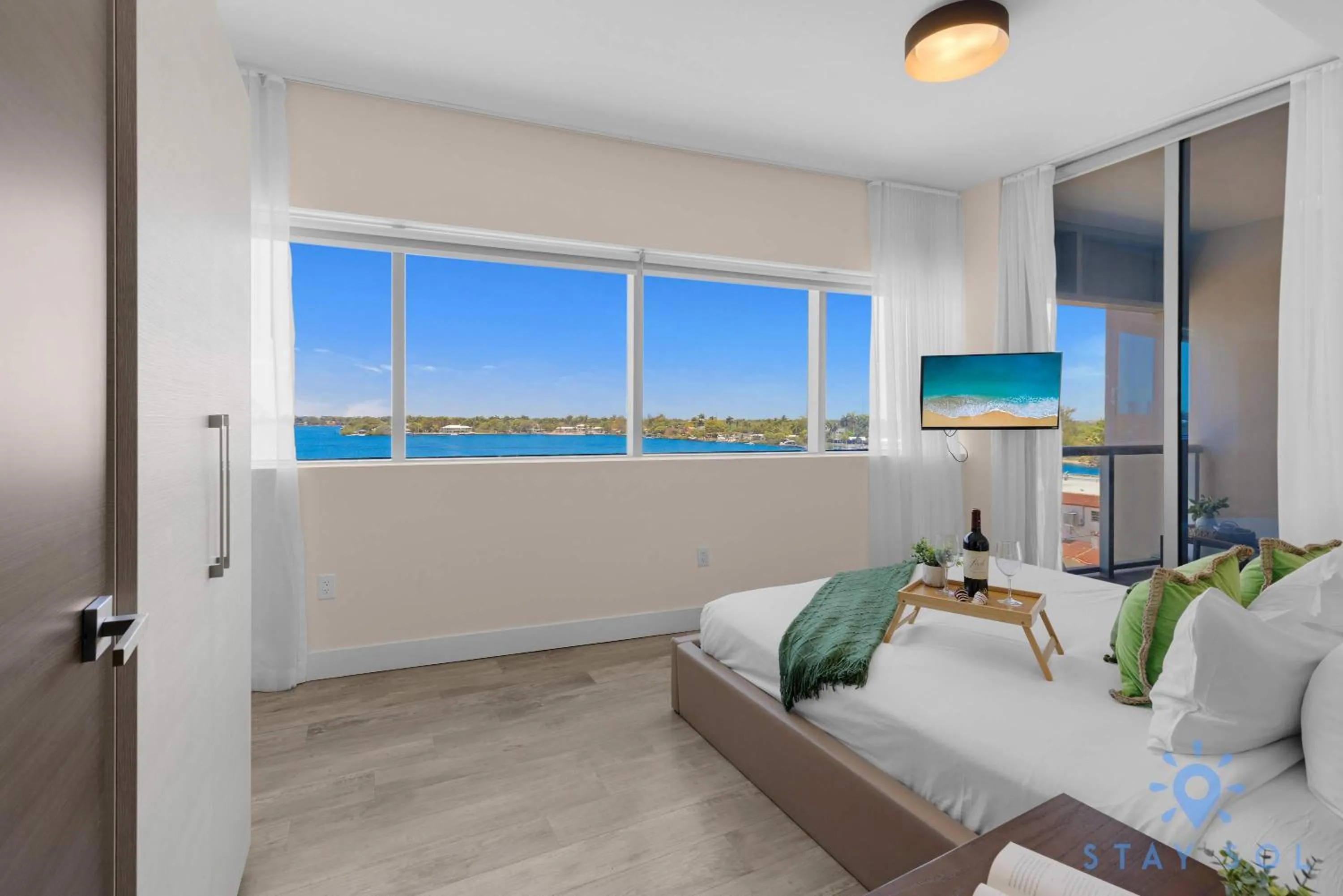 Bay View - Rooftop Pool - Hollywood Beach Broad -walk