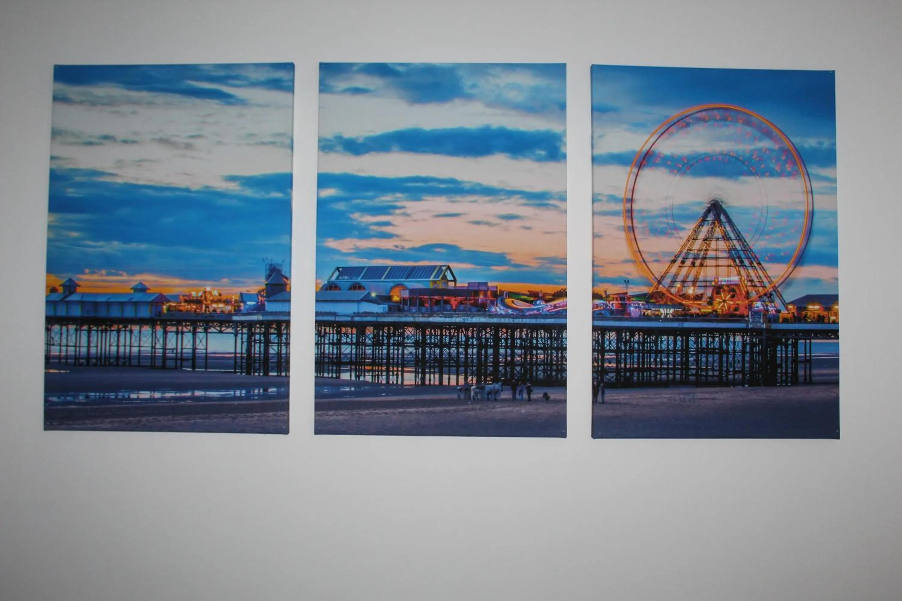 Living room in Albert Hottub & Jacuzzi Apartments