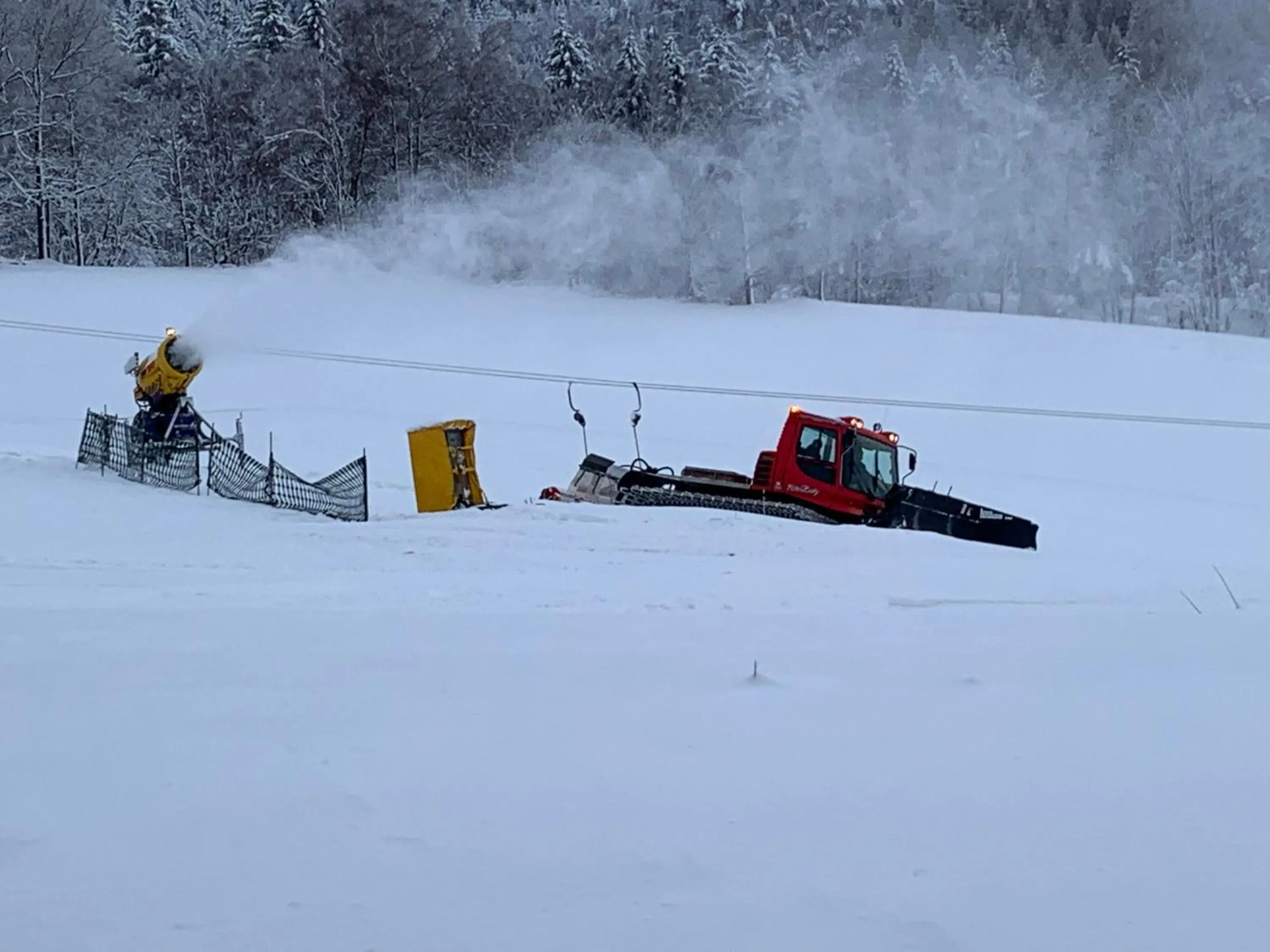 Skiing in Hotel BB Bahnhof Bertsdorf