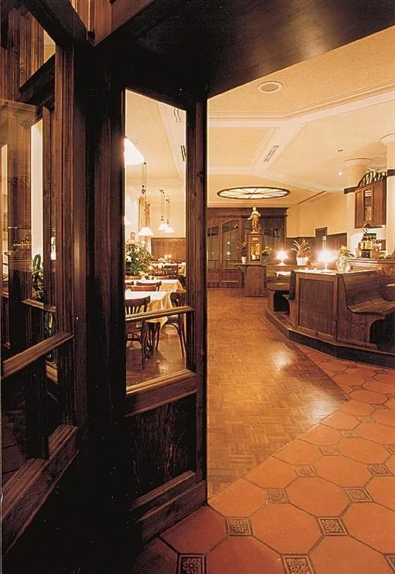 Restaurant/places to eat in Hotel BB Bahnhof Bertsdorf