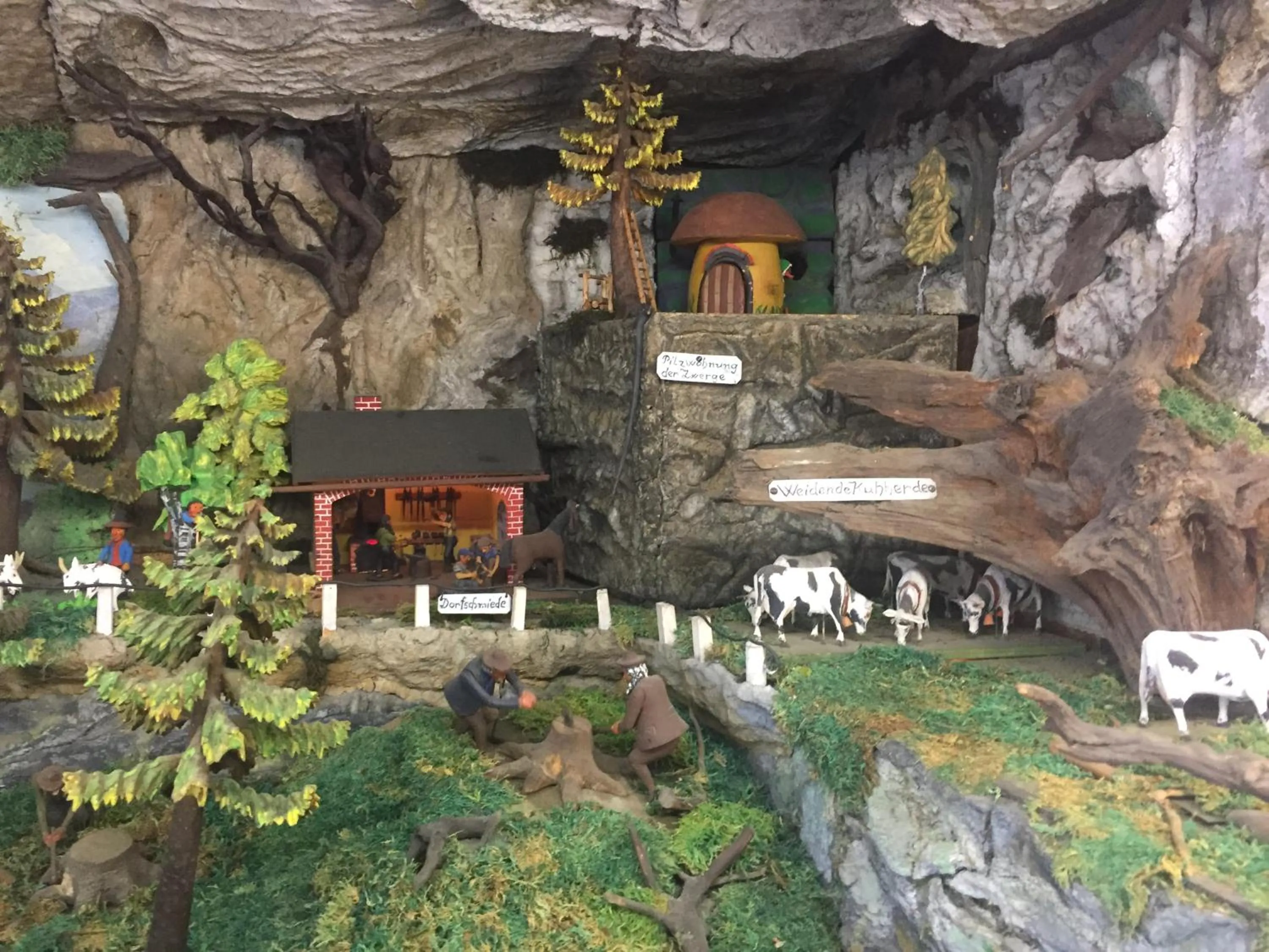 Children play ground in Hotel BB Bahnhof Bertsdorf