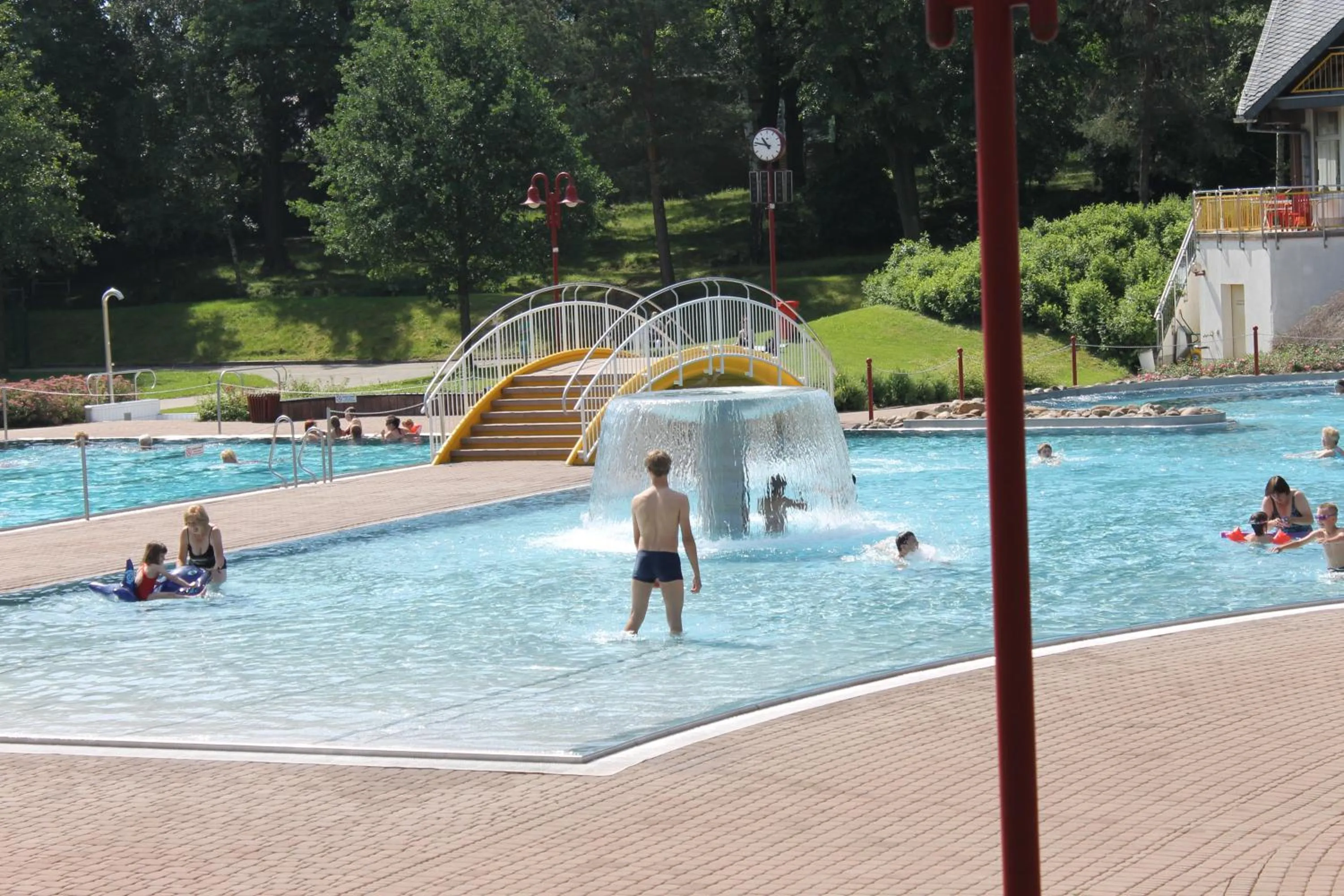 Day in Hotel BB Bahnhof Bertsdorf