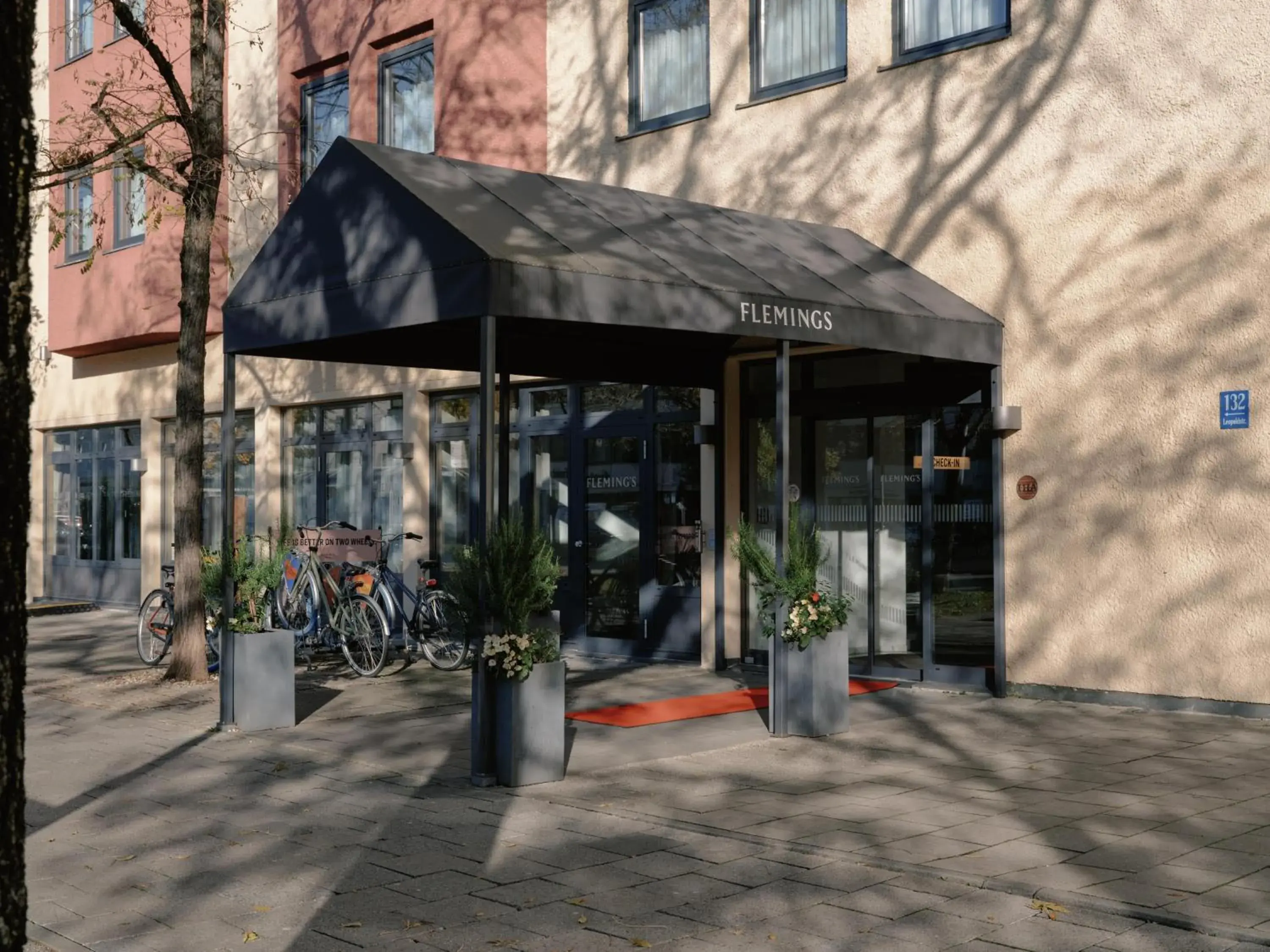 Property building in Flemings Hotel München-Schwabing Property building in Flemings Hotel München-Schwabing