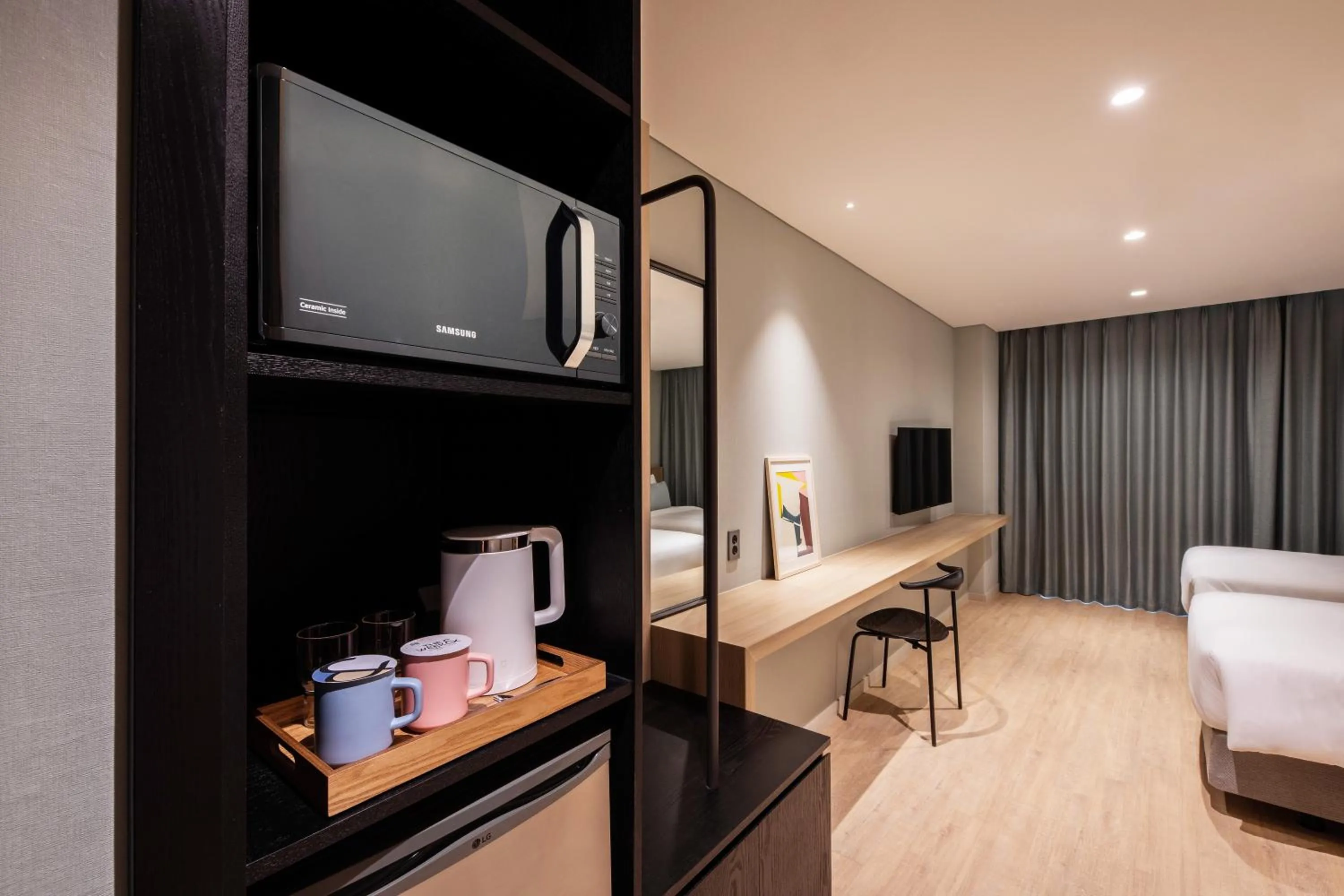 Photo of the whole room, Bed in The Week & Resort