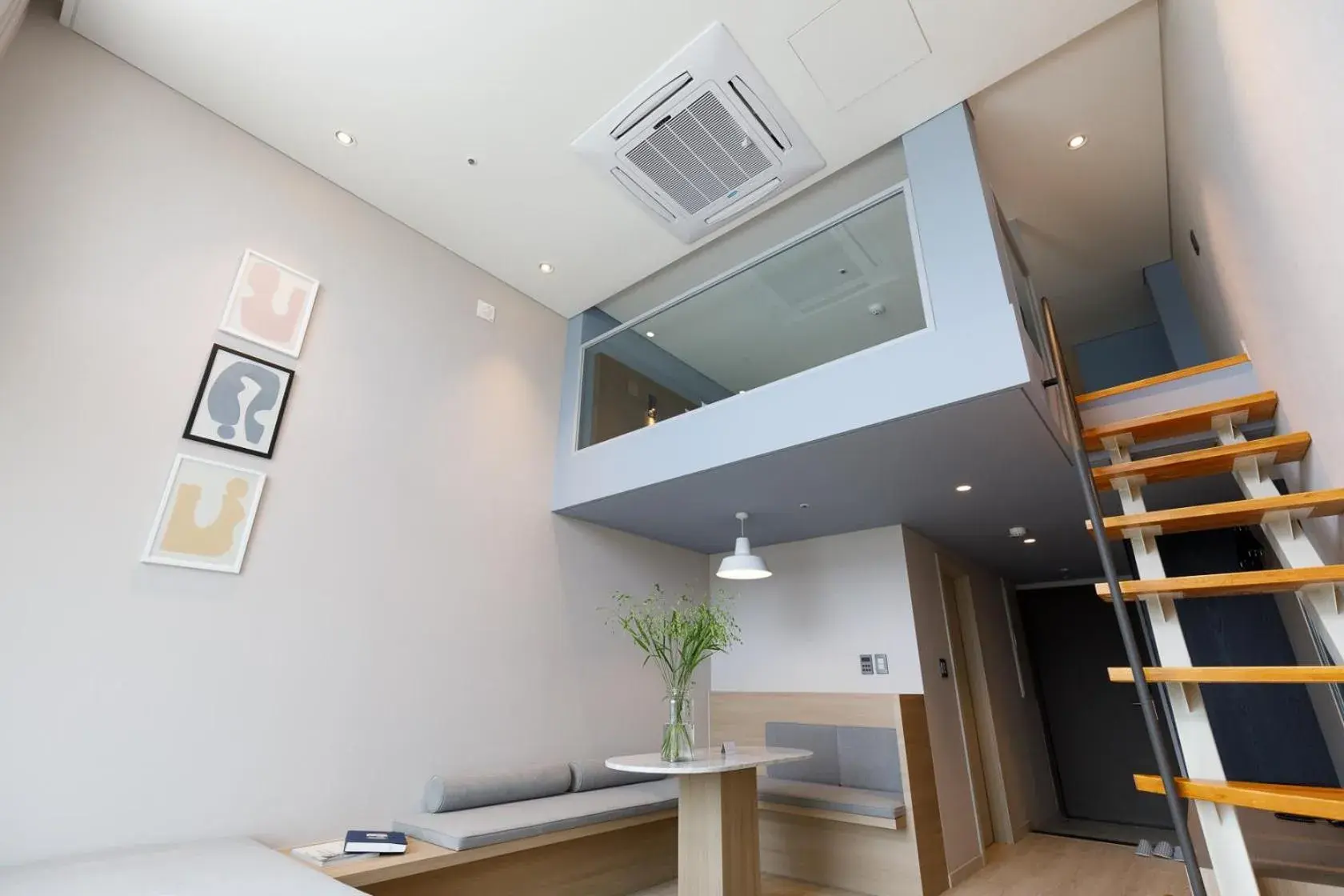 Urban Duplex in The Week & Resort Urban Duplex in The Week & Resort