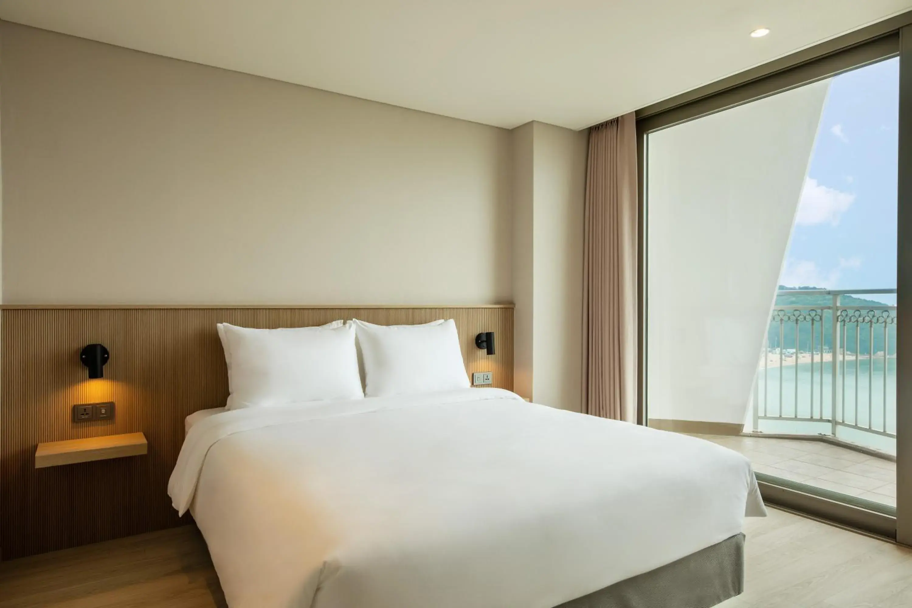 Bed in The Week & Resort Bed in The Week & Resort