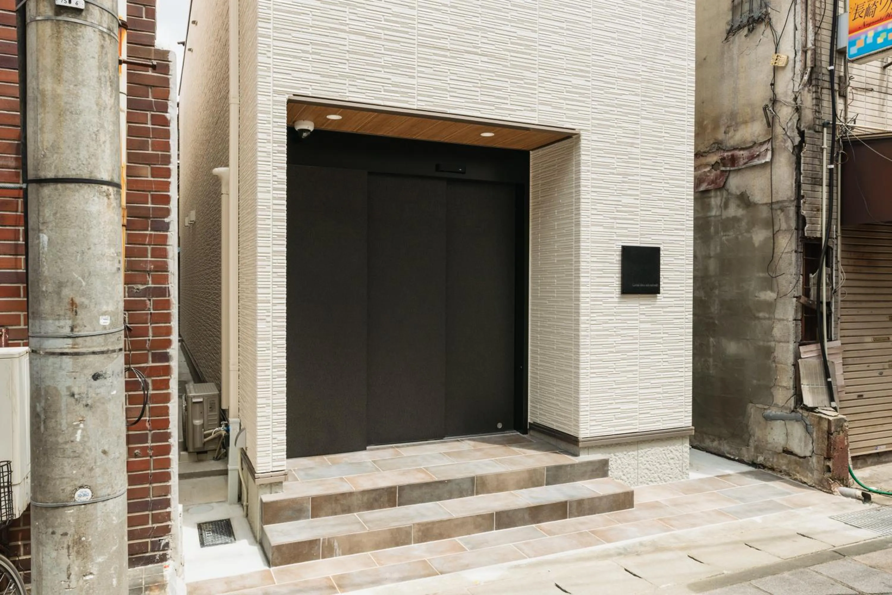 Property building in GRAND BASE Shianbashi