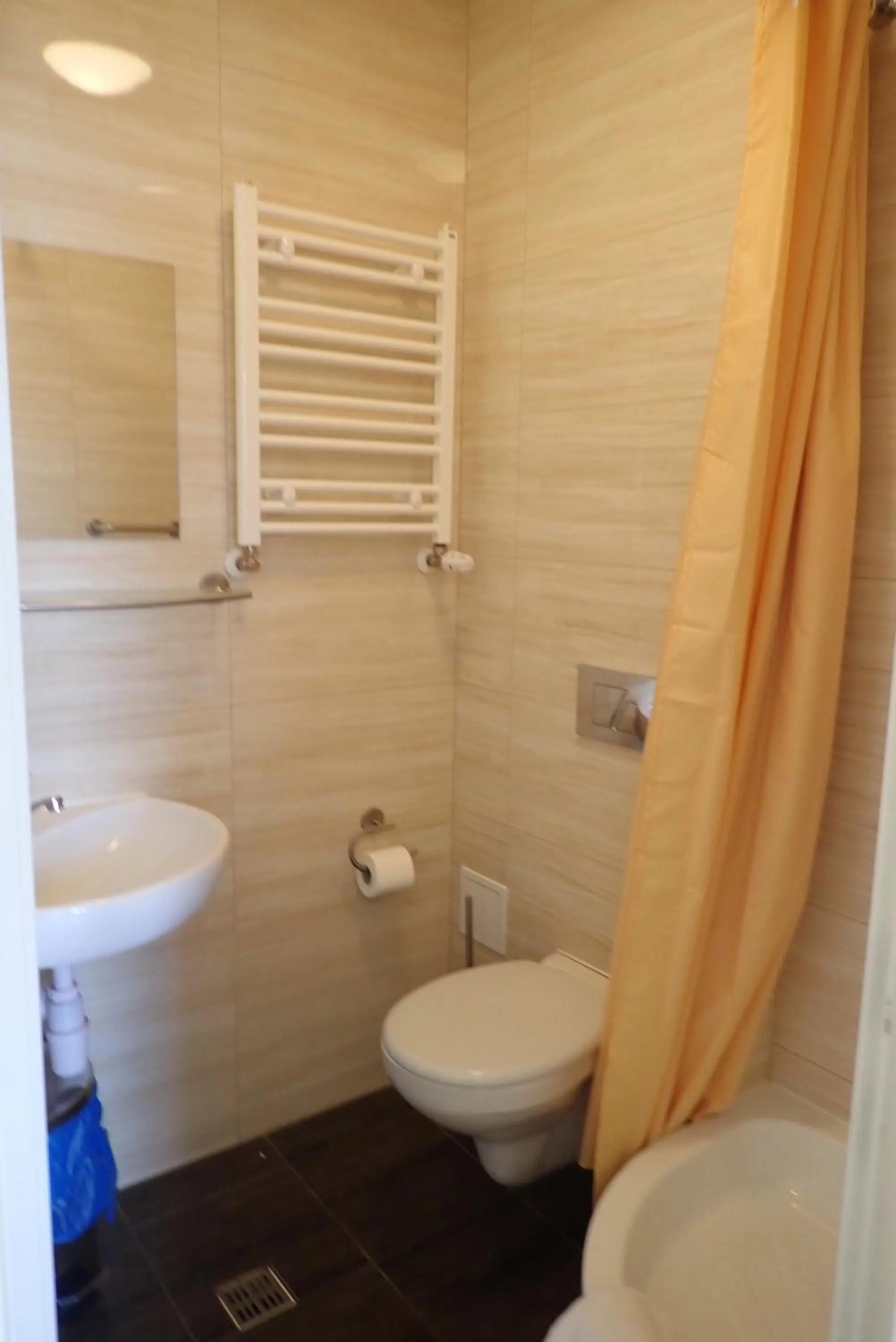 Toilet in Nawojka Hotele Studenckie