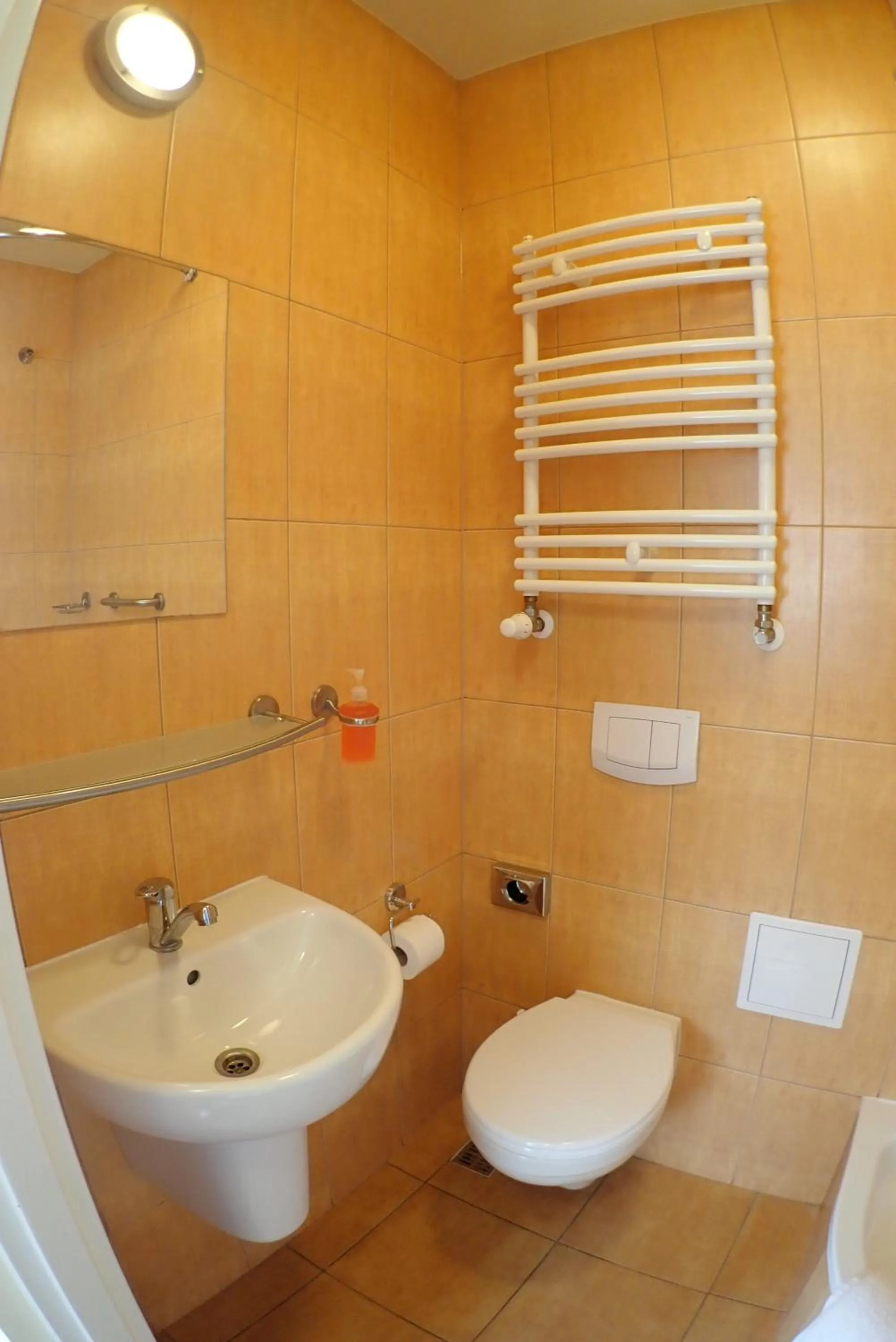 Toilet in Nawojka Hotele Studenckie