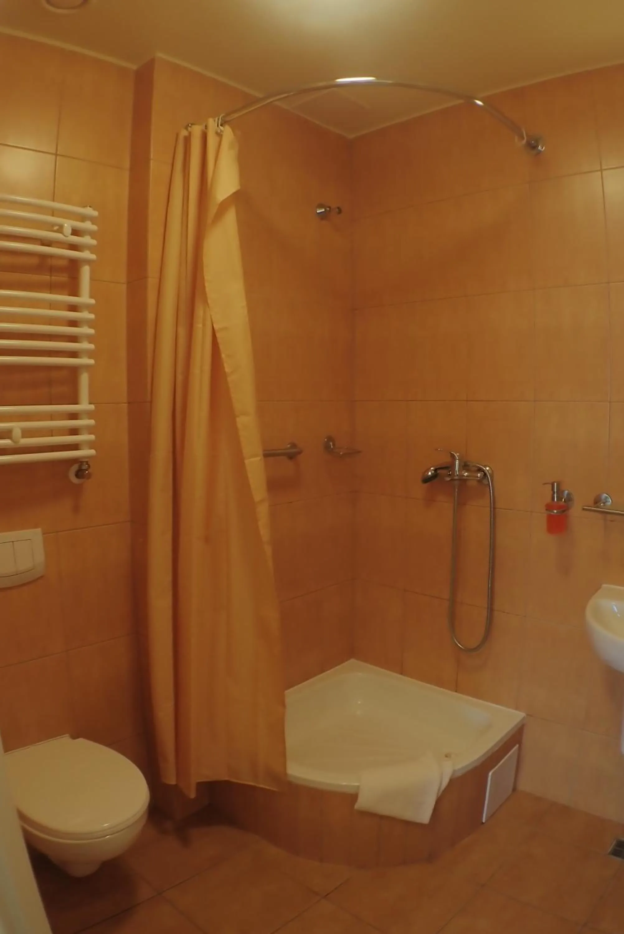 Shower in Nawojka Hotele Studenckie