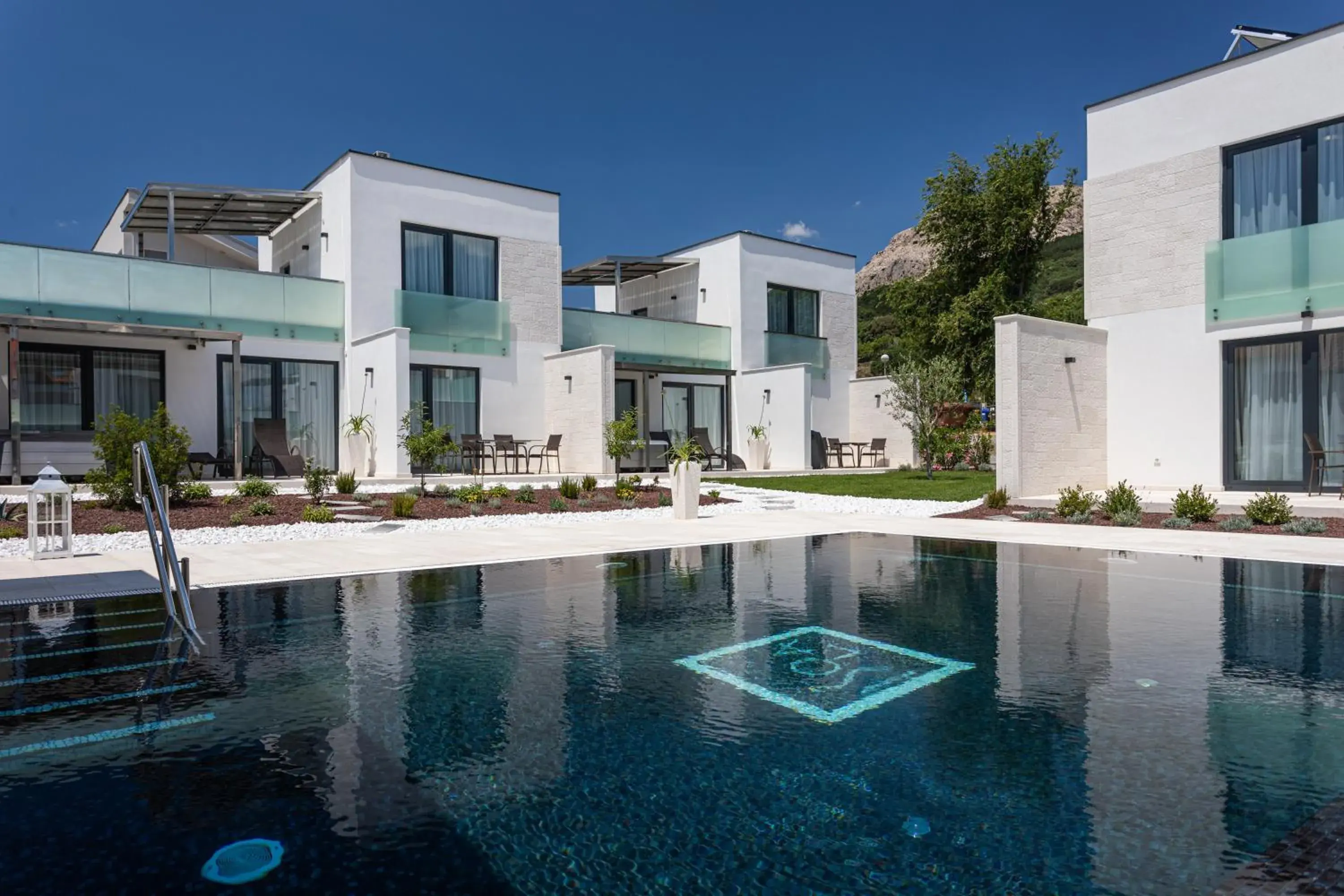 Hotel & Resort ISOLA Hotel & Resort ISOLA